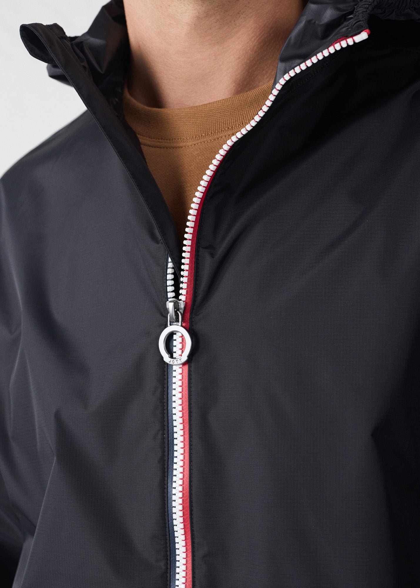 Packable raincoat Kilmory JOTT Black