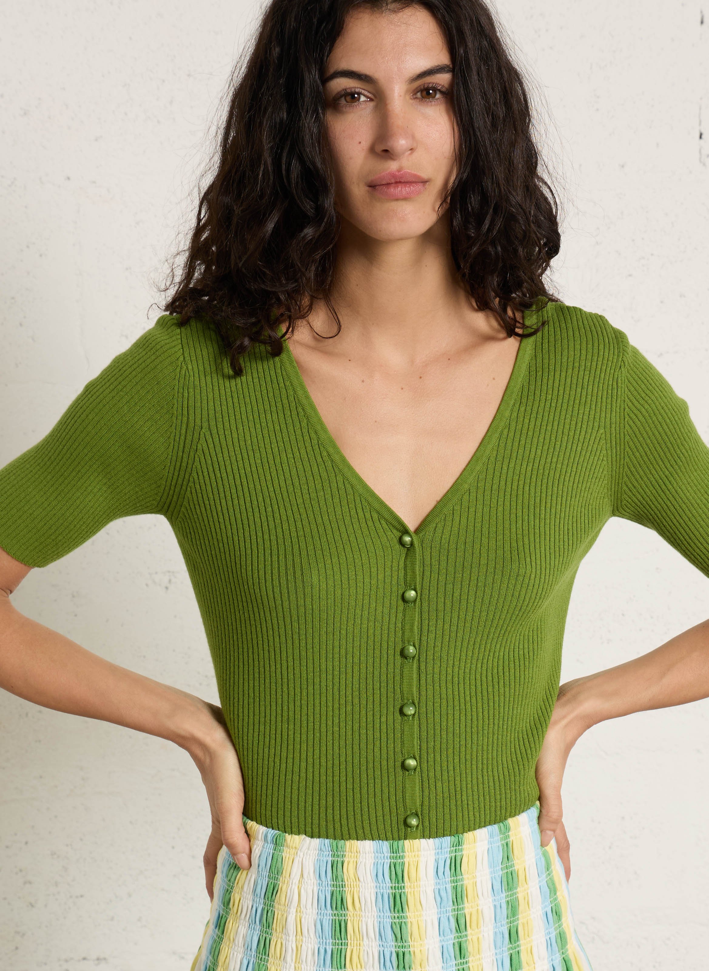 Pull moulant col V en coton mélangé PETITE MENDIGOTE