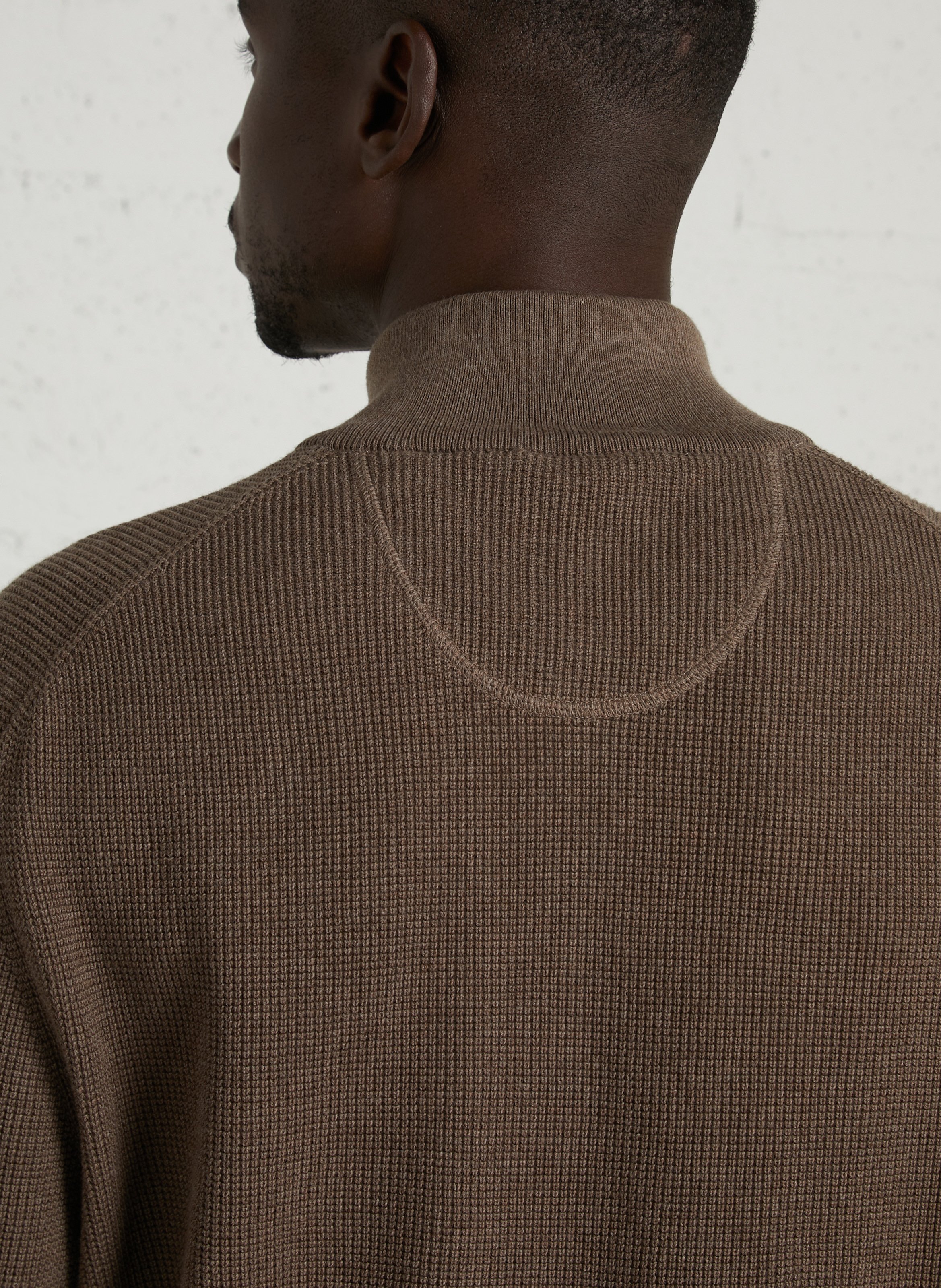 Pull col montant zippé uni GANT Marron