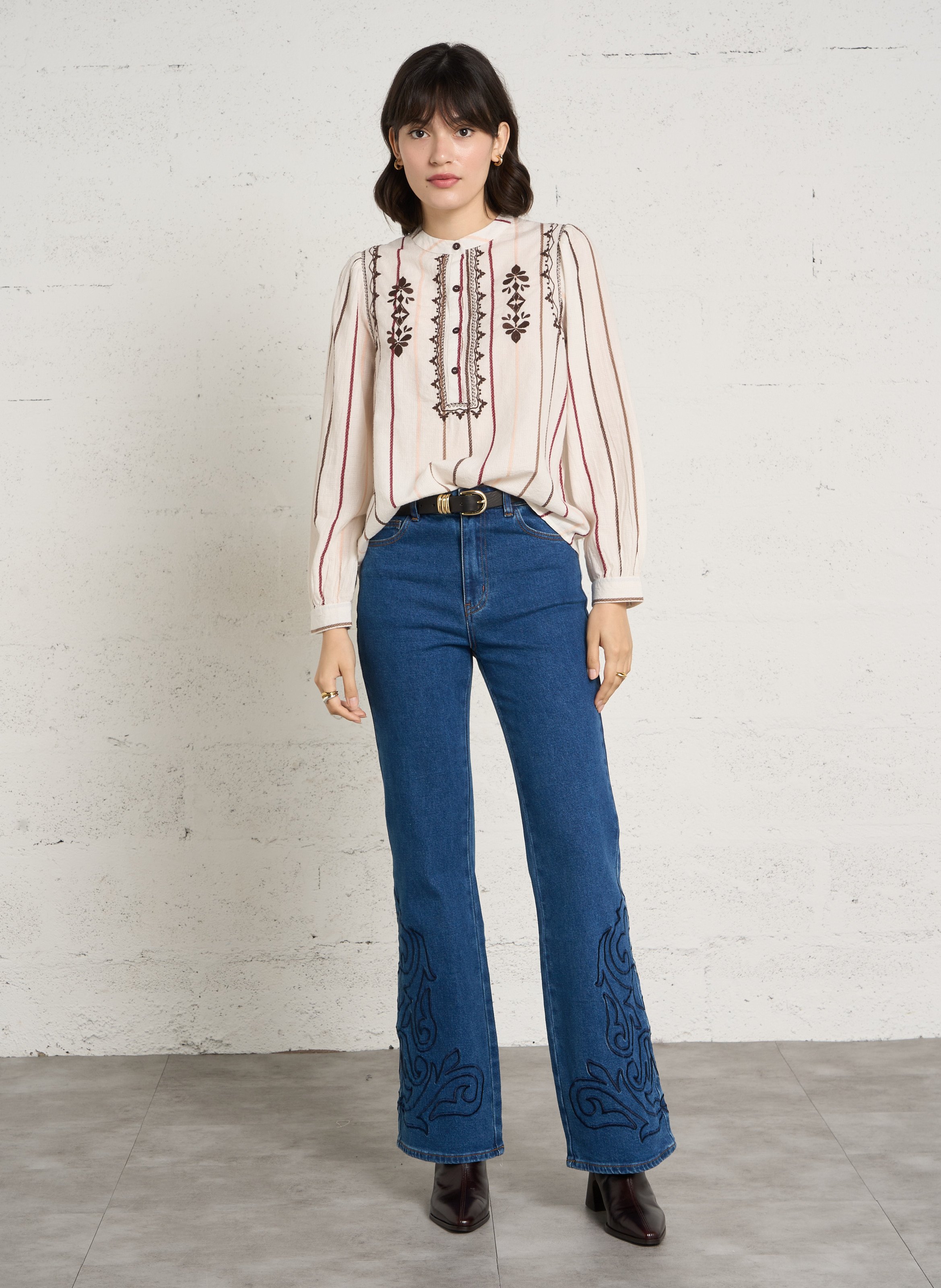 Bestickte Flare-Jeans aus Baumwollmischung LA PETITE ETOILE Blau