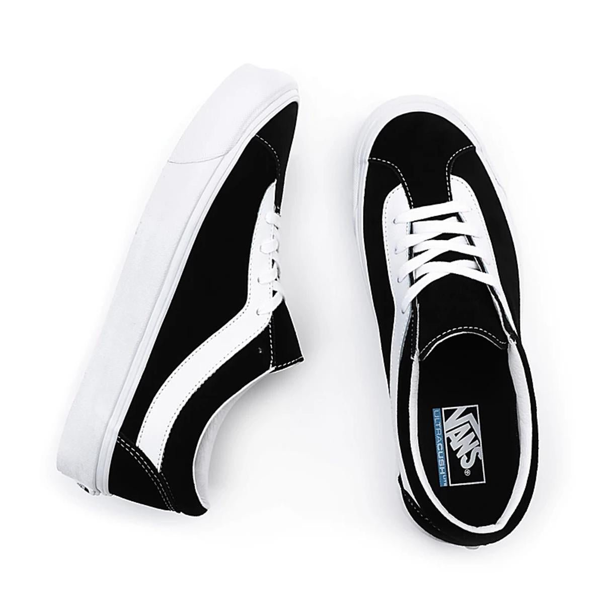 Low-top sneakers VANS Black