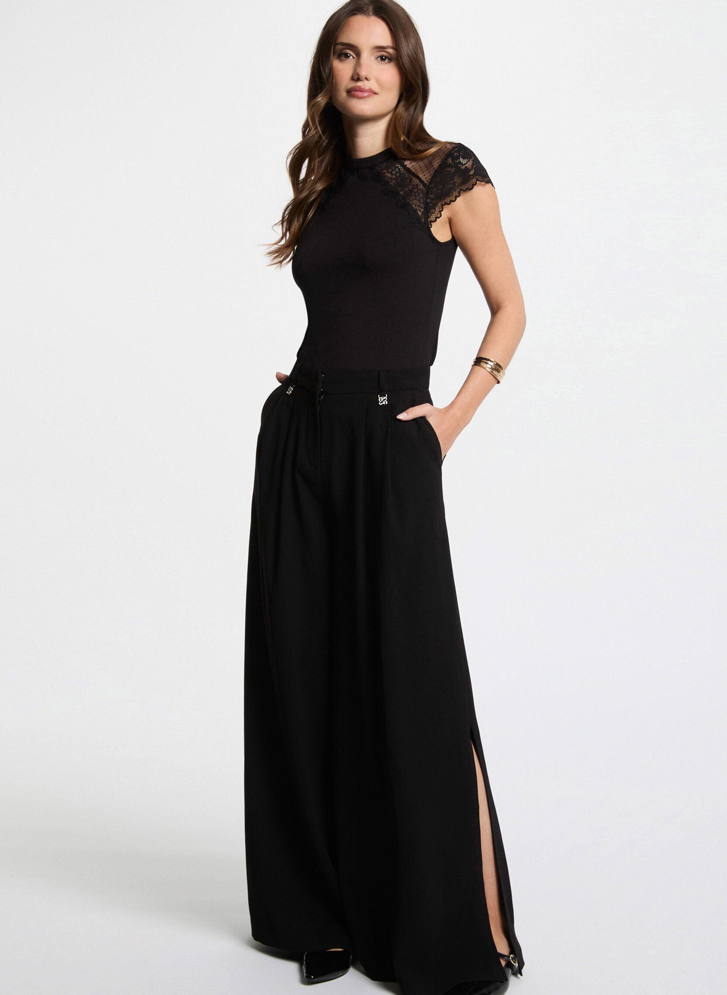 Fitted top with lace and Swiss dot MORGAN Black