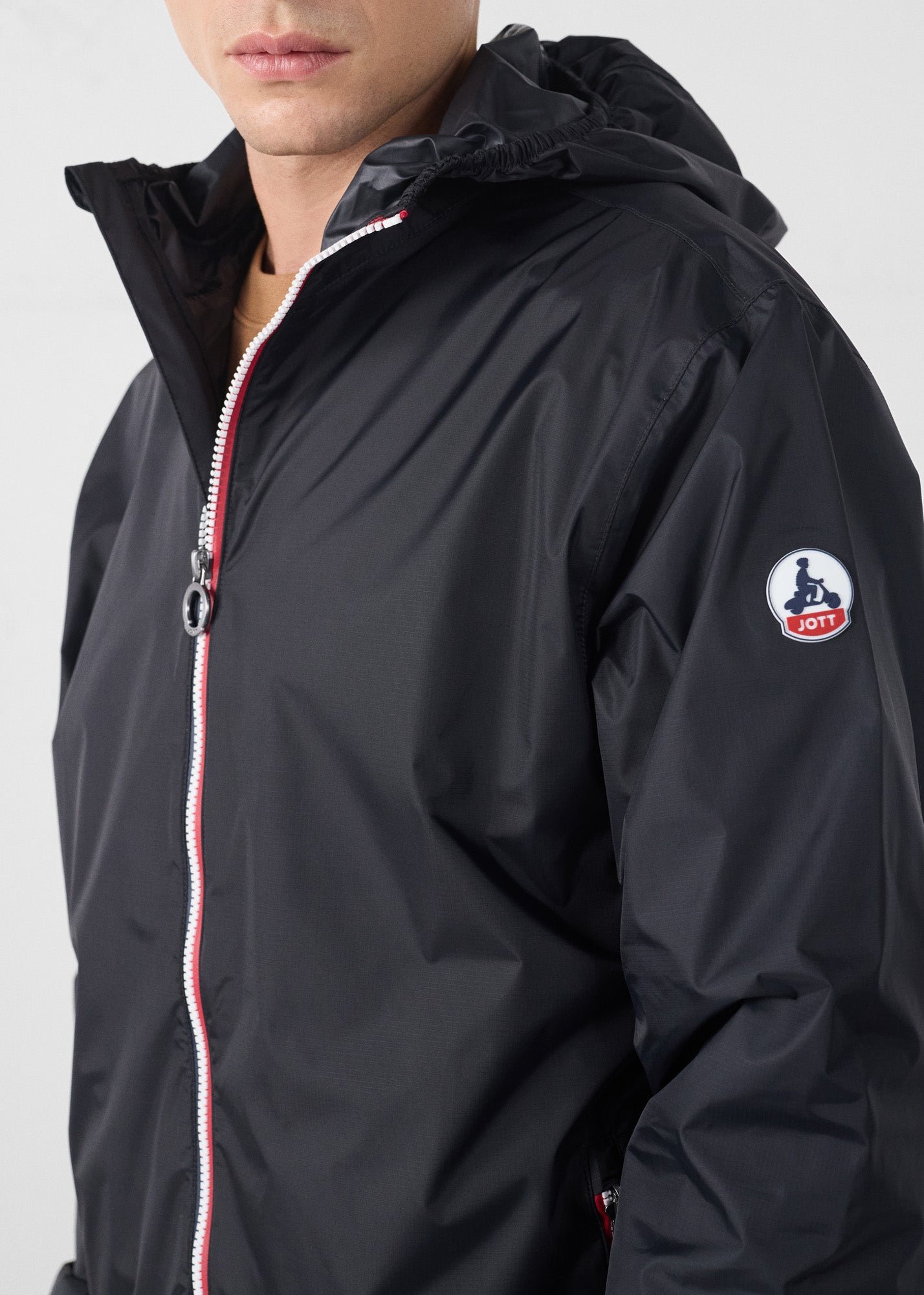 Packable raincoat Kilmory JOTT Black