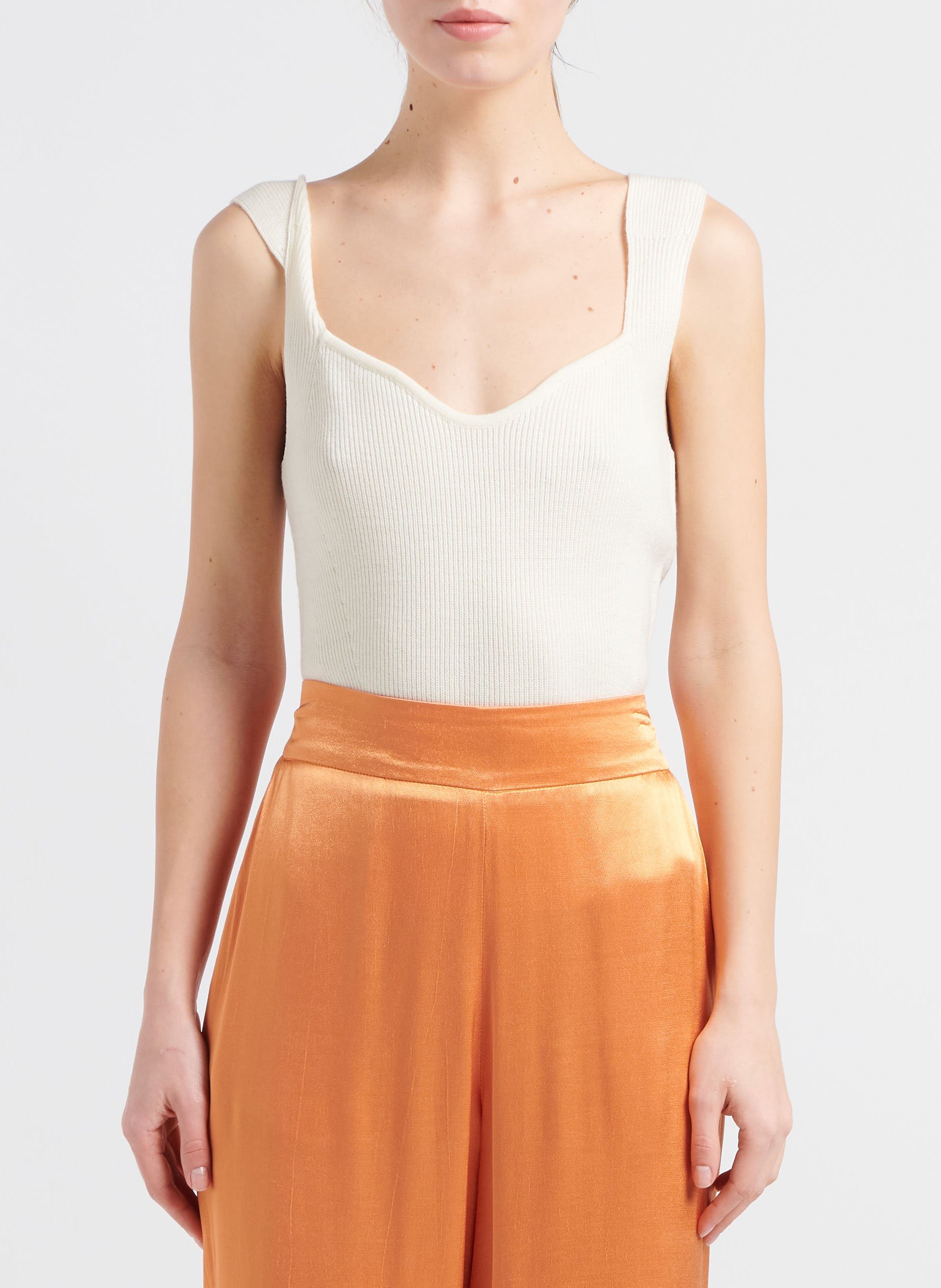 Wollen top met vierkante hals COLLECTORS CLUB Beige