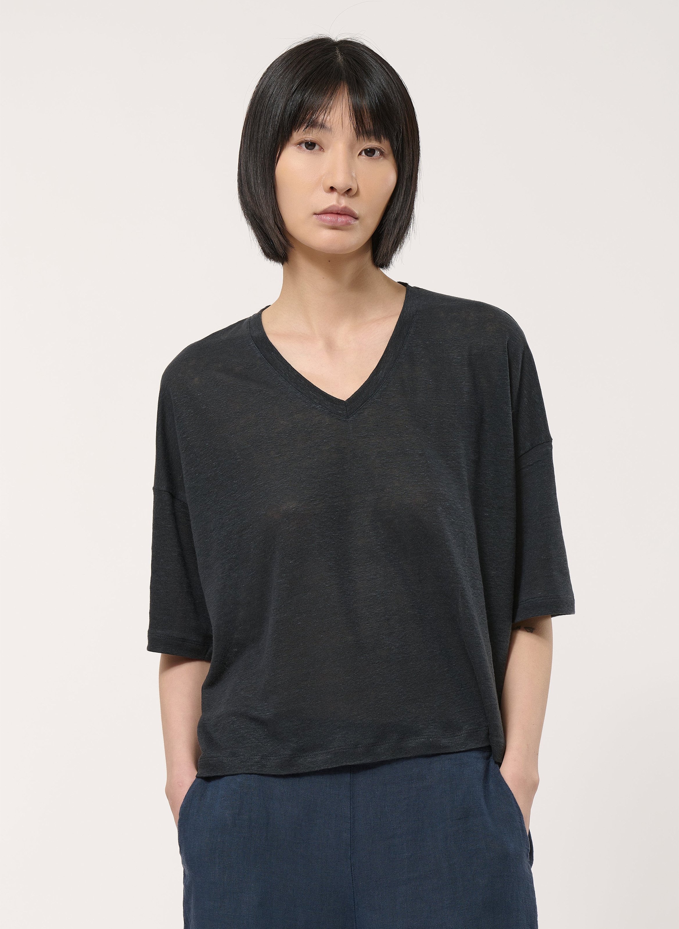 Fine linen V-neck sweater HUMILITY