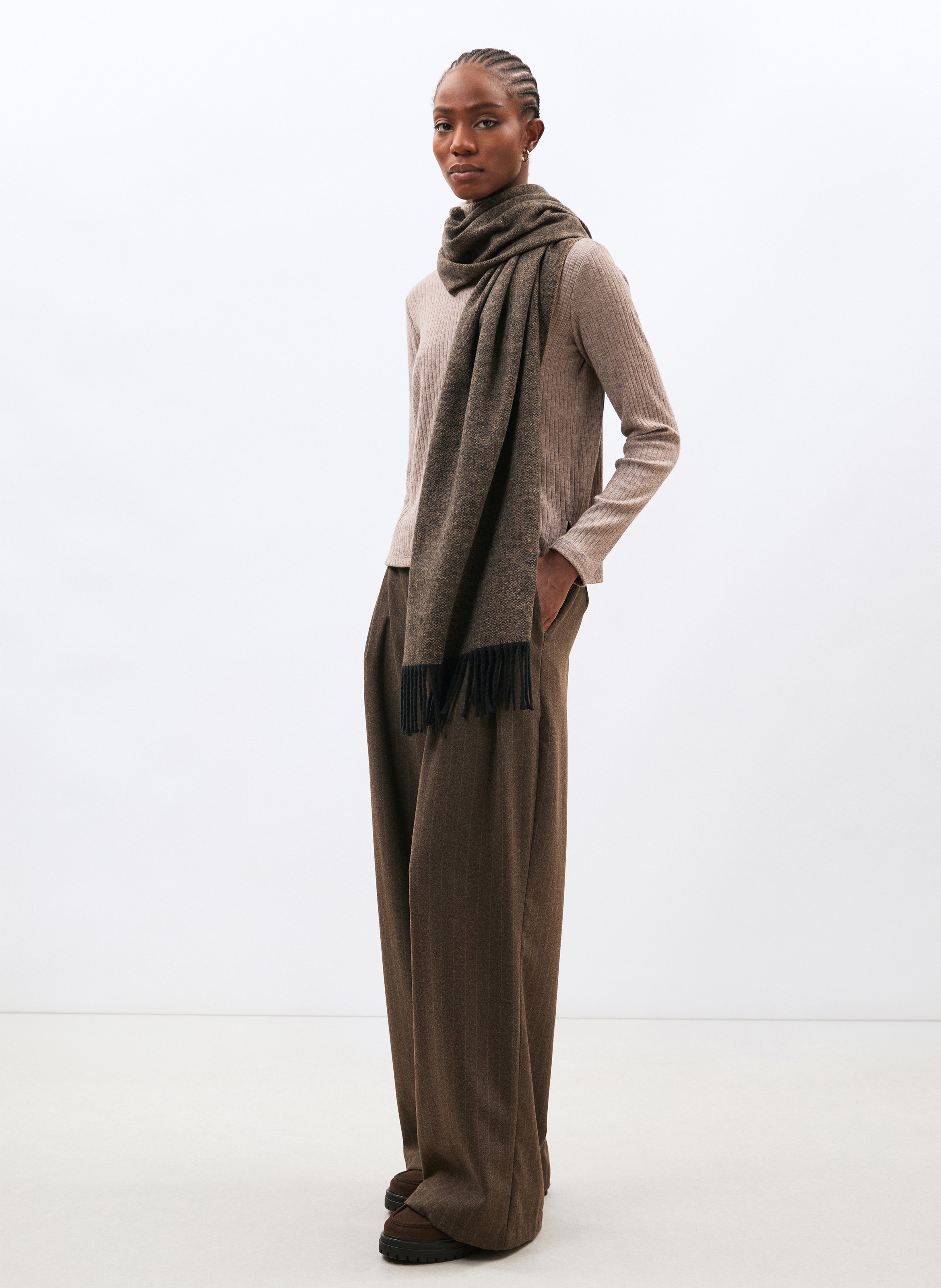 Double-sided fringed scarf in blended cotton HUMILITY Brown