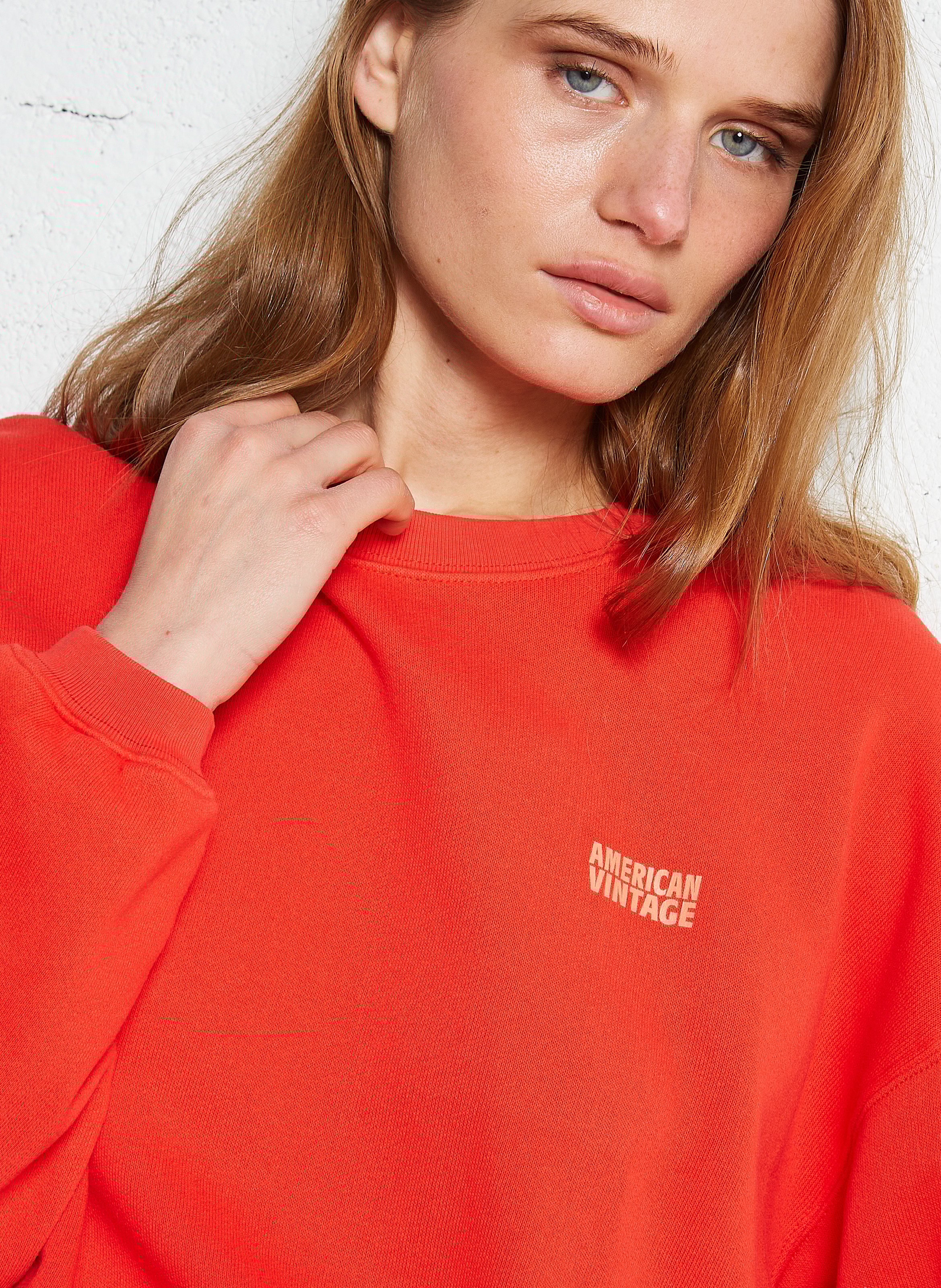 Sweat court col rond en coton mélangé  AMERICAN VINTAGE Rouge