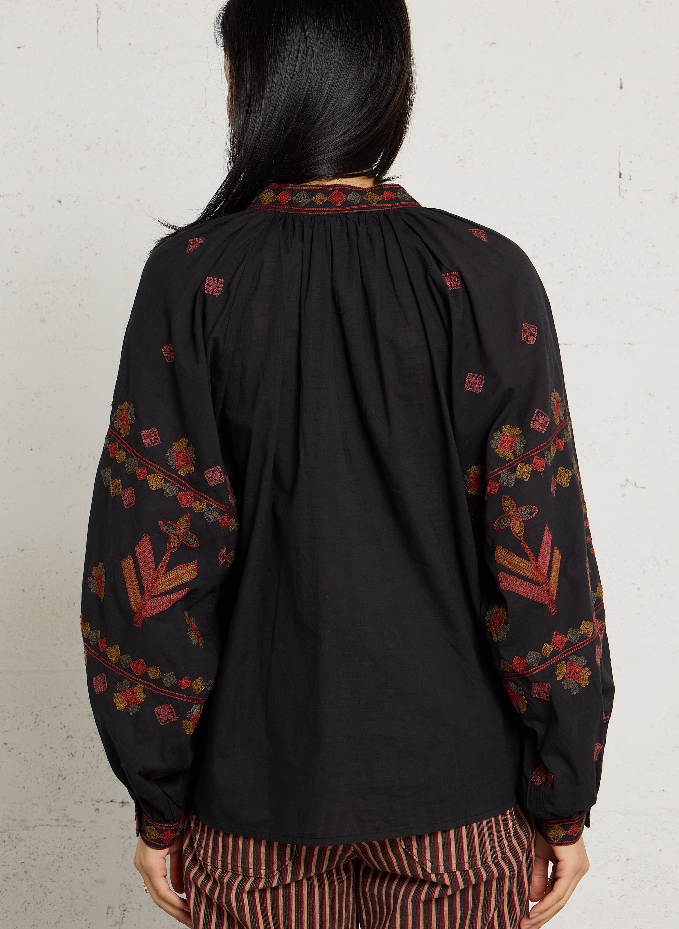 Recht, katoenen blouse met borduursel MAISON HOTEL Zwart
