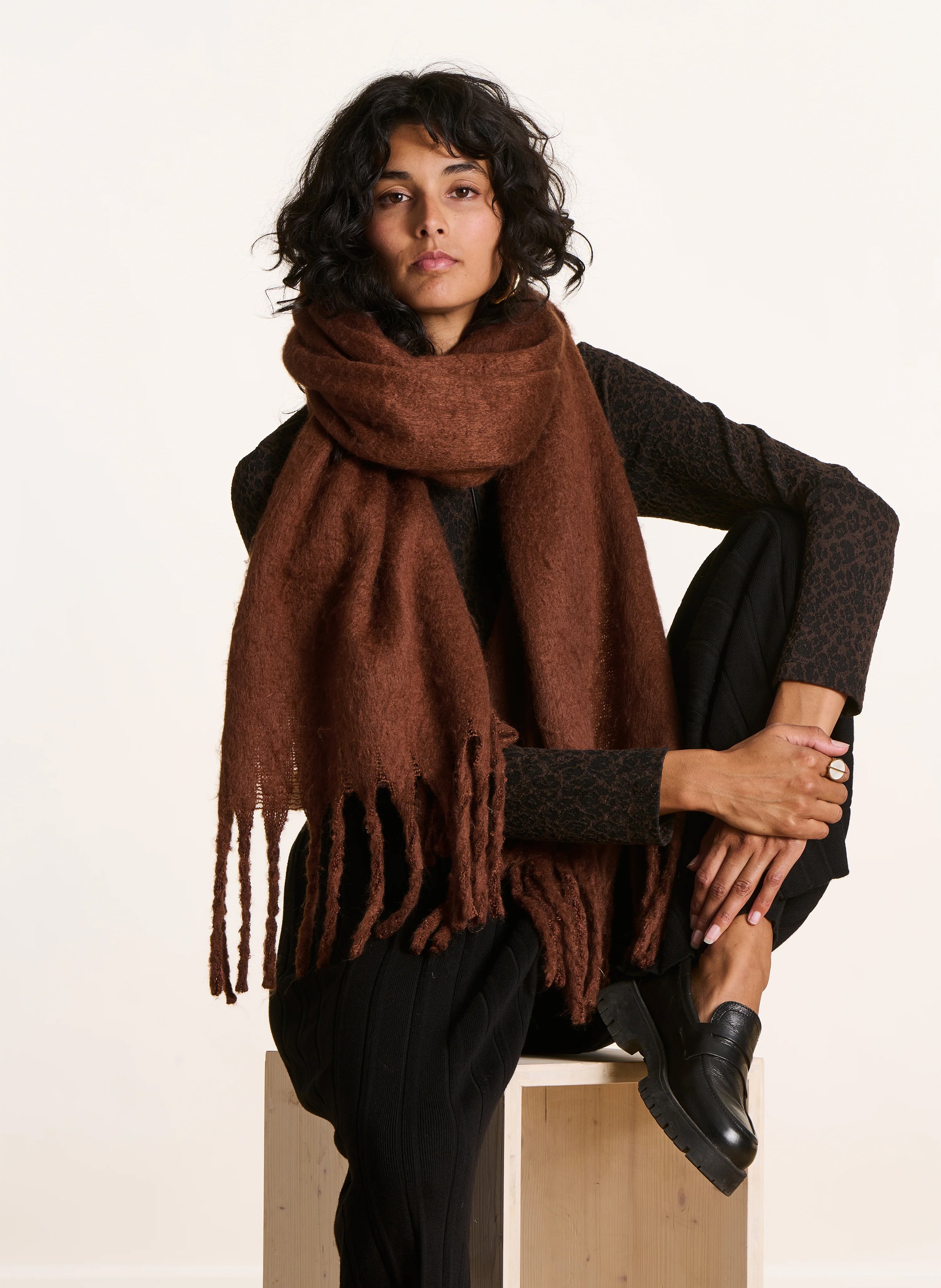 Knit scarf LA FEE MARABOUTEE Brown