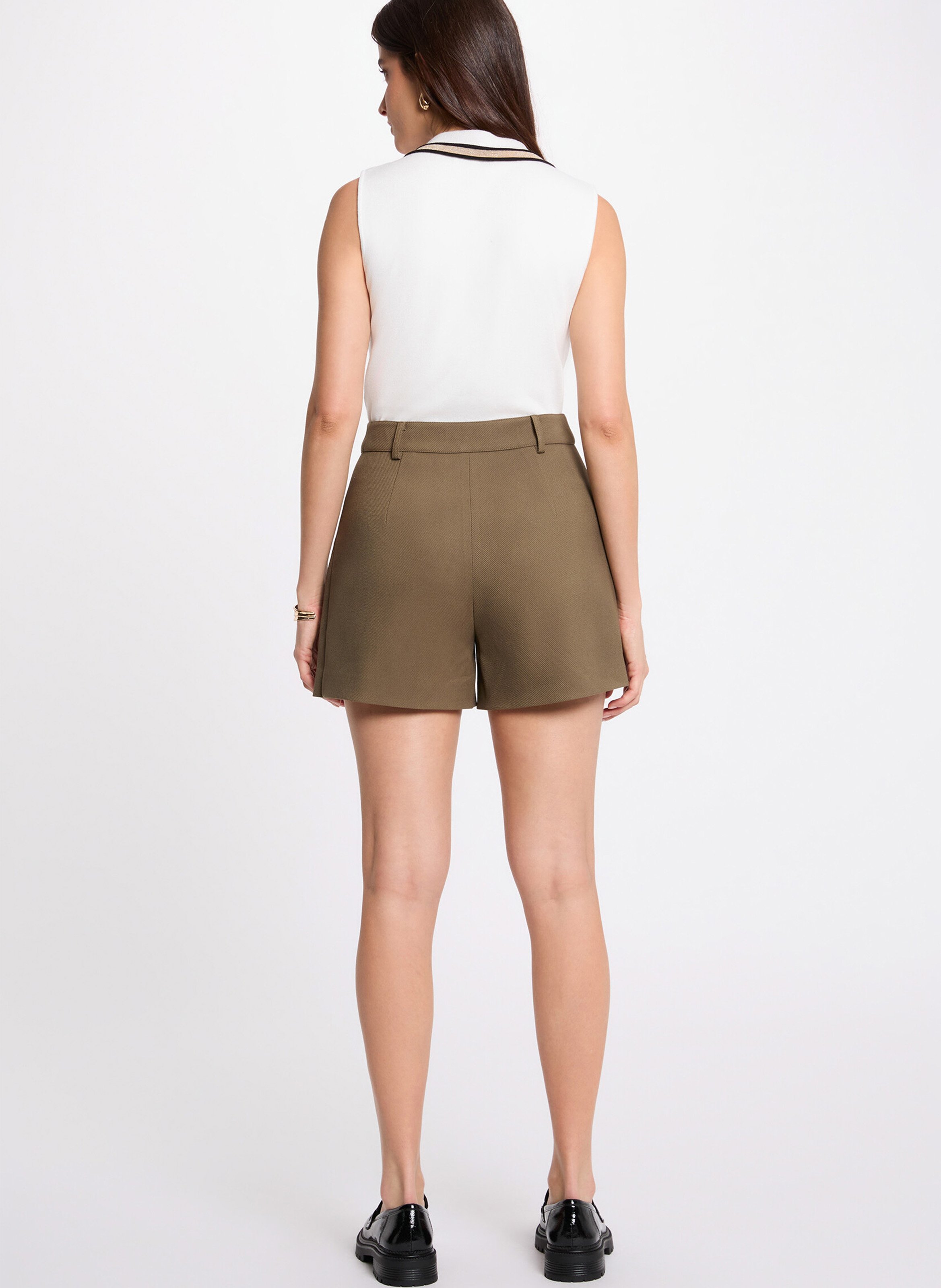 Short droit poches à rabat uni MORGAN Vert