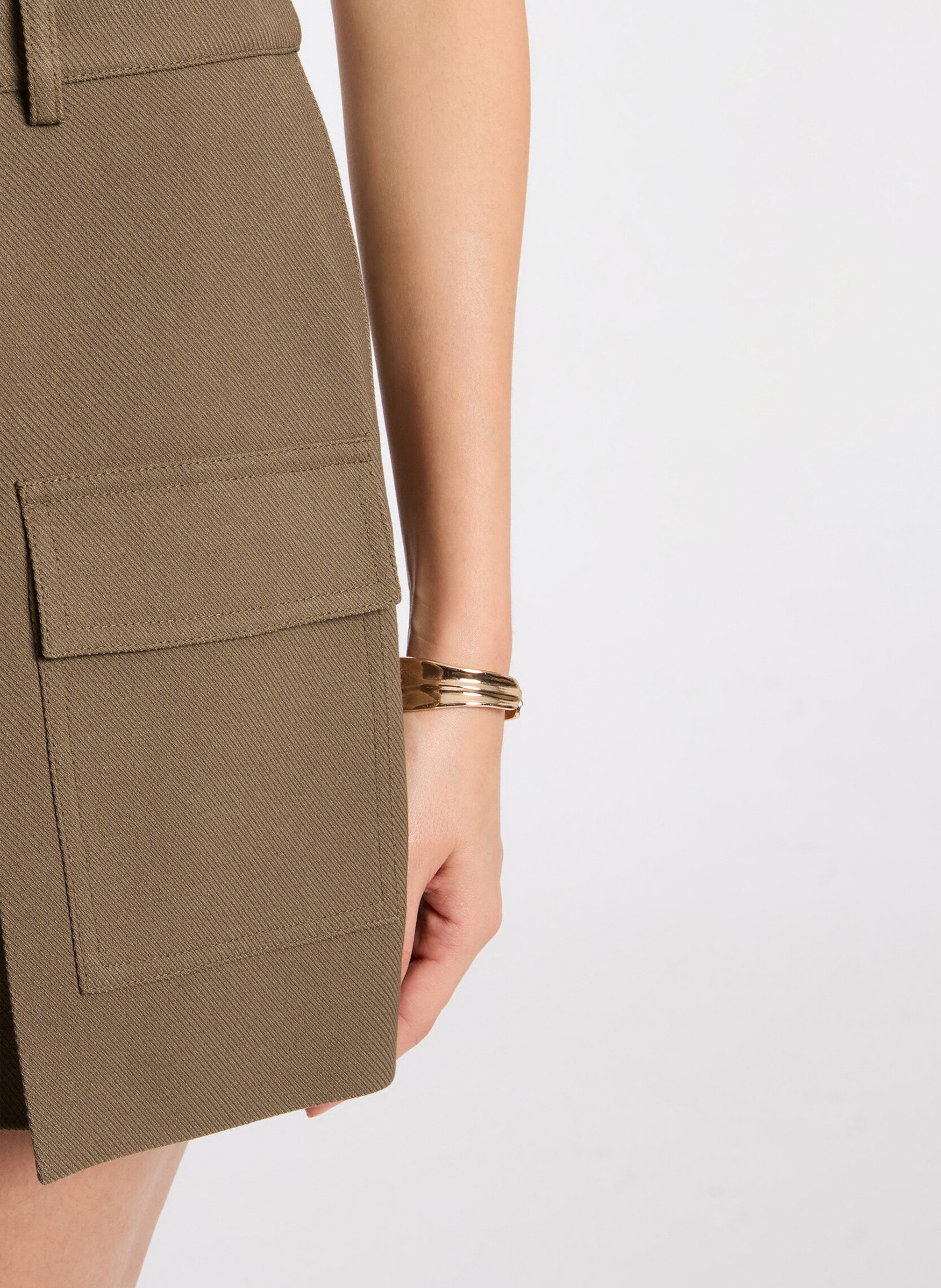 Short droit poches à rabat uni MORGAN Vert