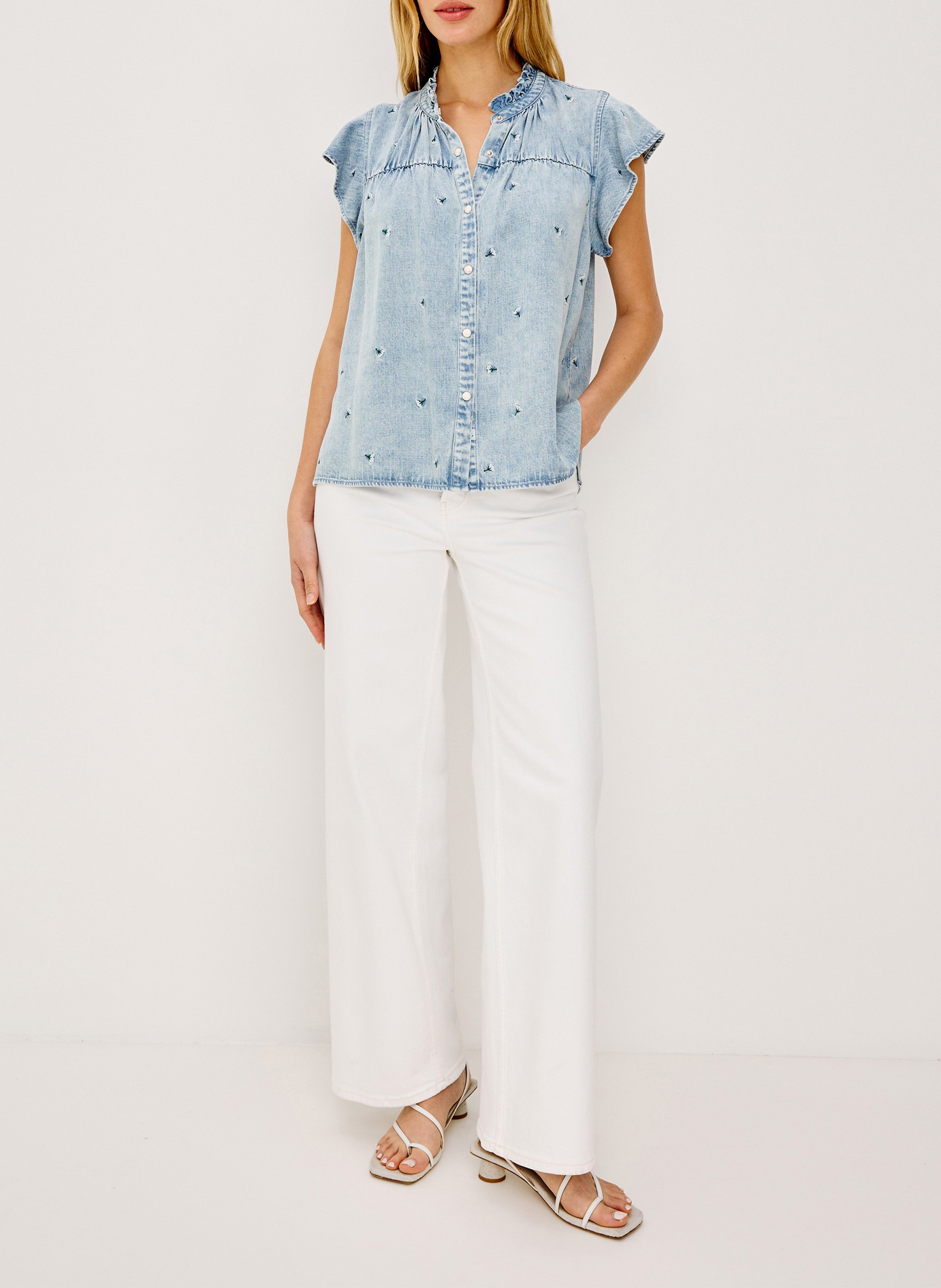 Round neck blouse with ruffles RAILS Blue