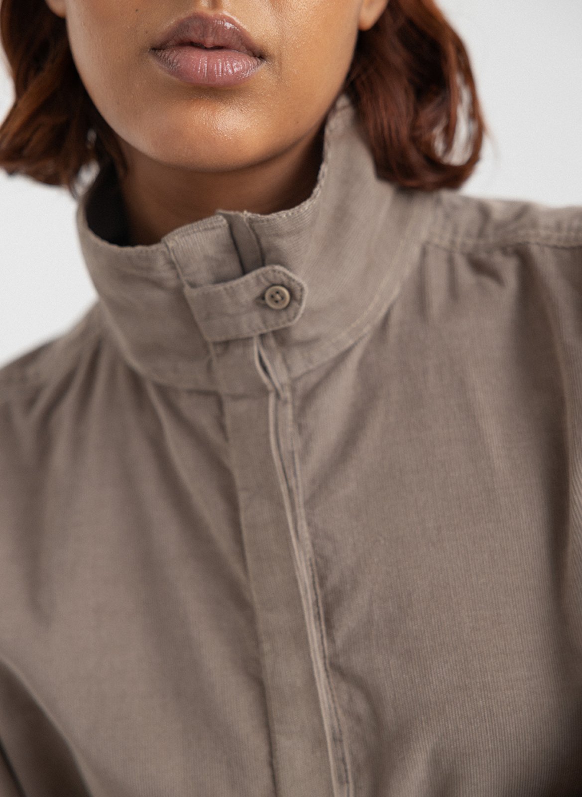 Vestido liso de corte evasé con cuello alto PROJECT-AJ117 Beige