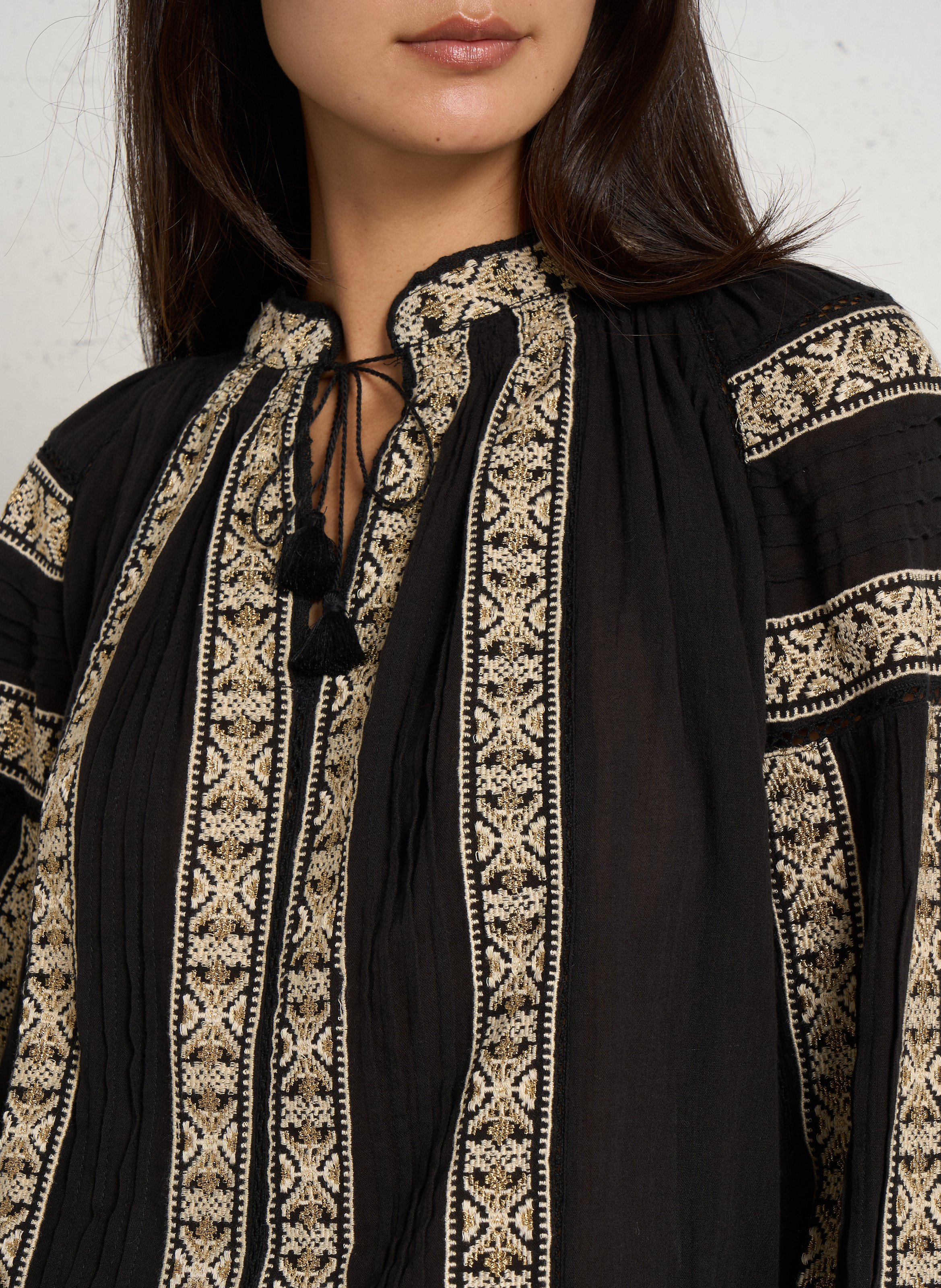 Recht, katoenen blouse met borduursel MAISON HOTEL Zwart