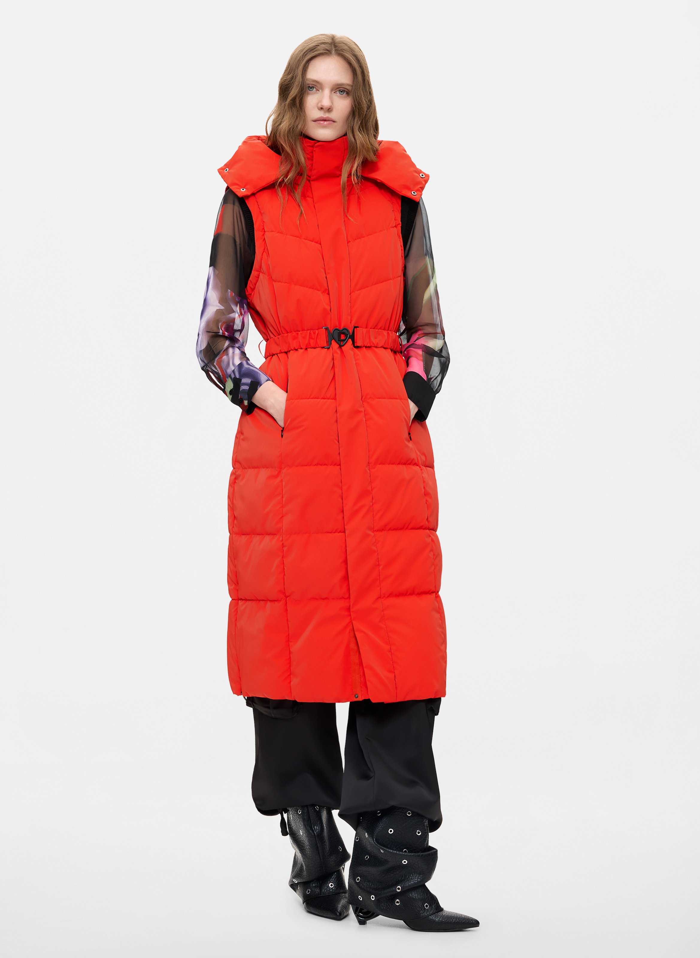 Langer Steppmantel mit Stehkragen und Kapuze DESIGUAL Orange