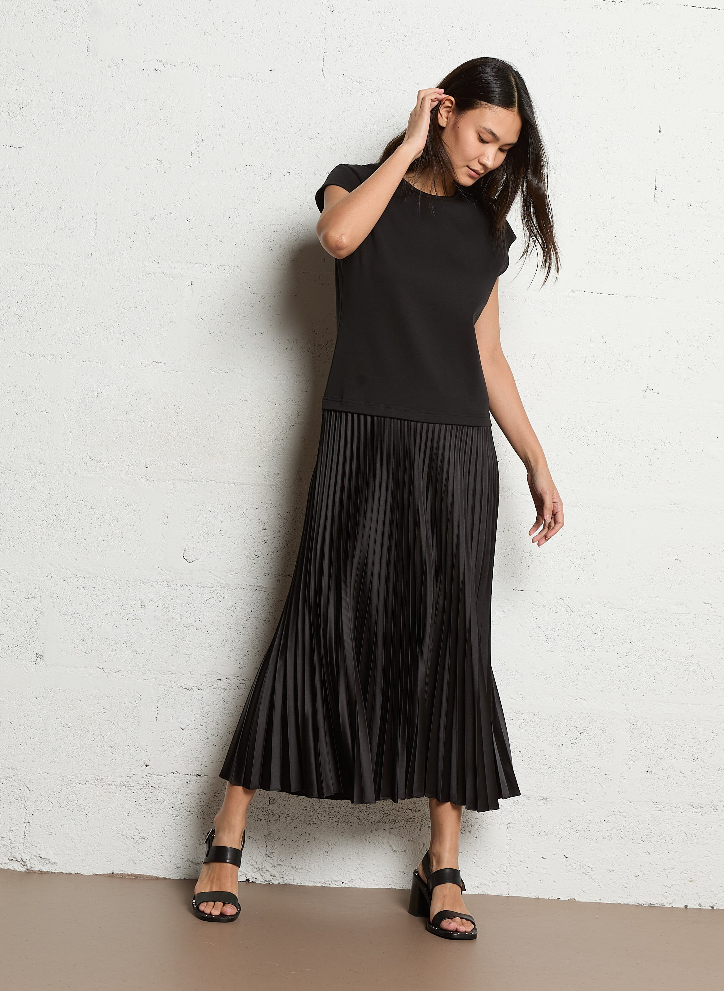 Gerade geschnittenes Kleid mit Rundhalsausschnitt IKKS Schwarz