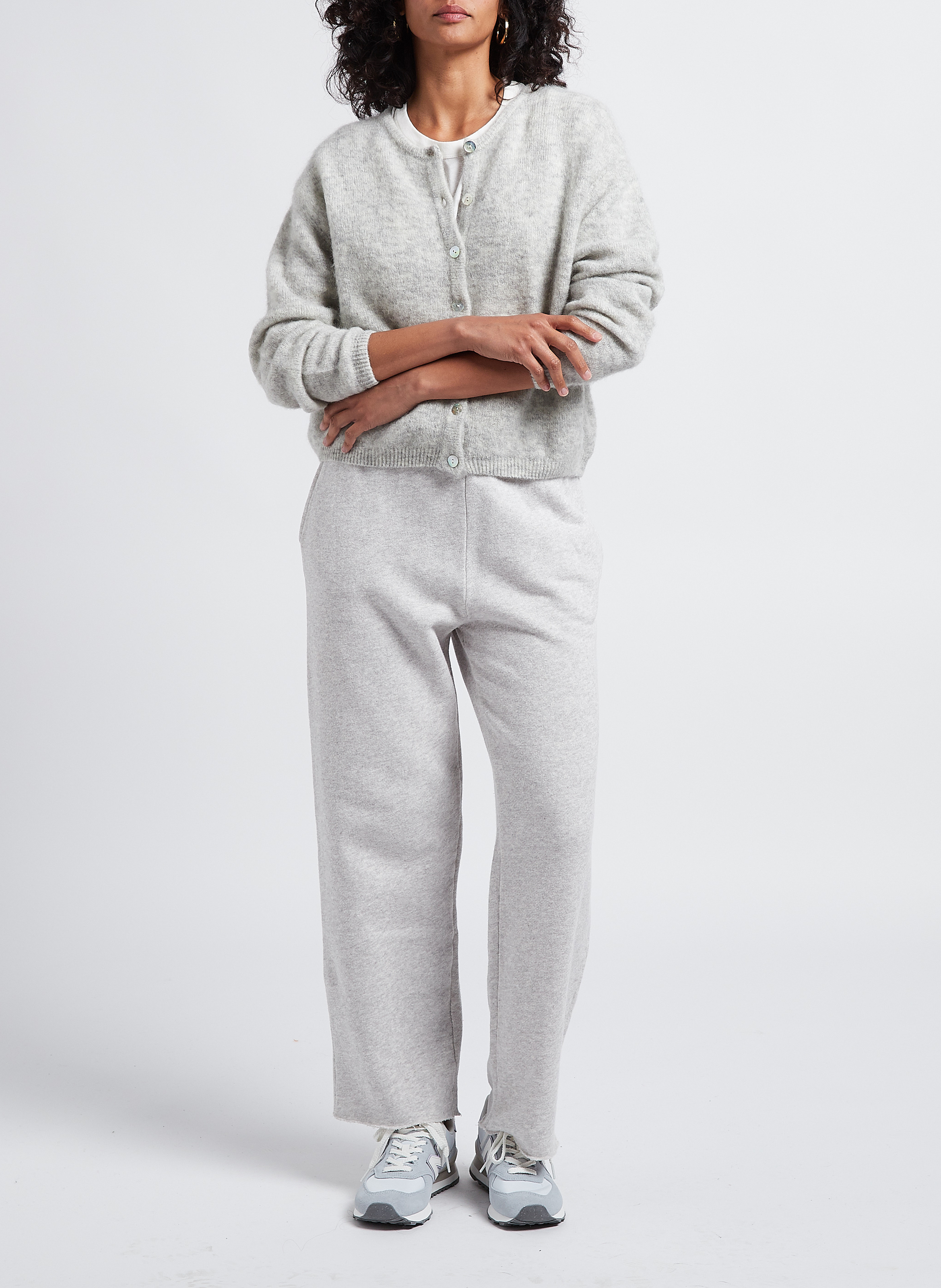 Wollmix-Strickjacke mit Rundhalskragen AMERICAN VINTAGE Grau