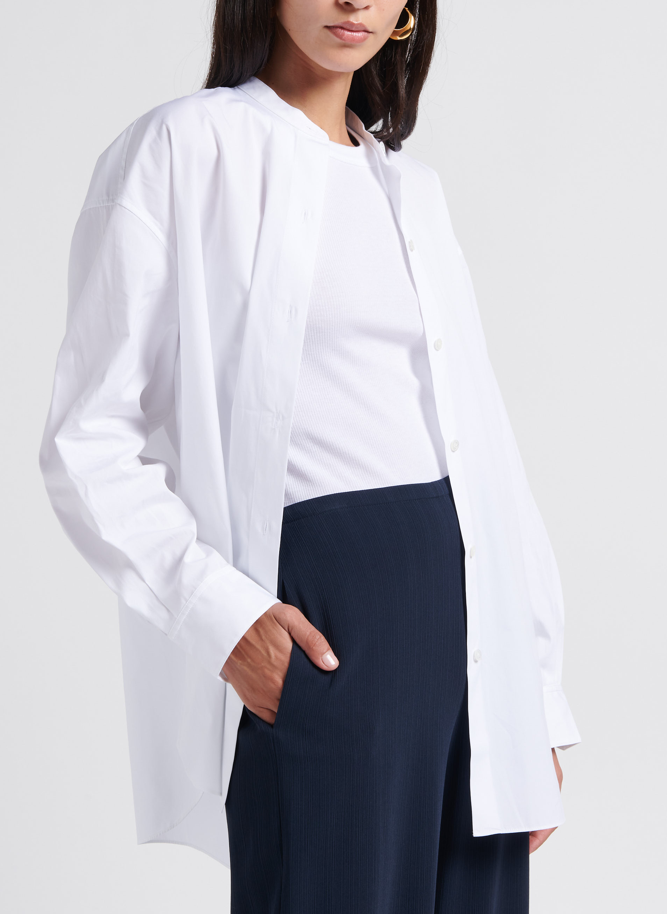 Loose-fit cotton shirt with mandarin collar THEORY White