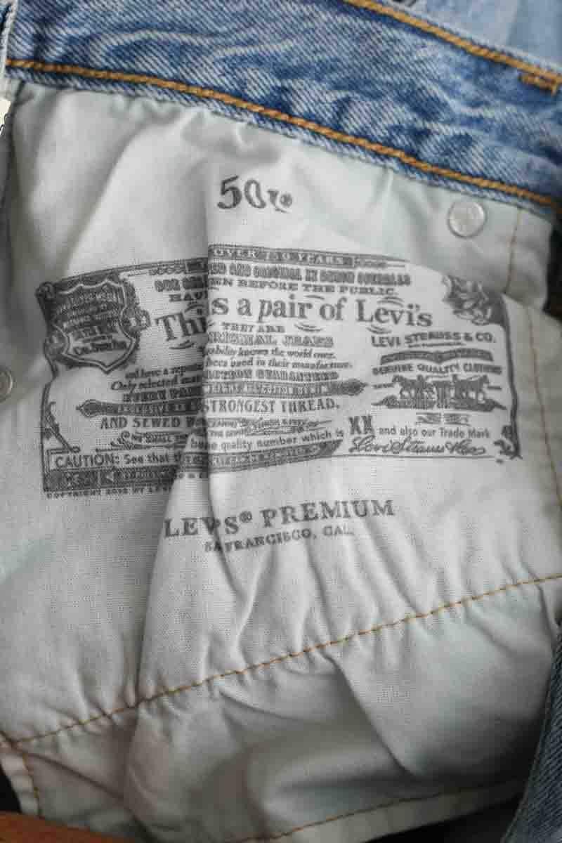 - Straight-leg jeans
- 5 pockets
- Straight cut
- Faded effect LEVI'S - Seconde main Blue