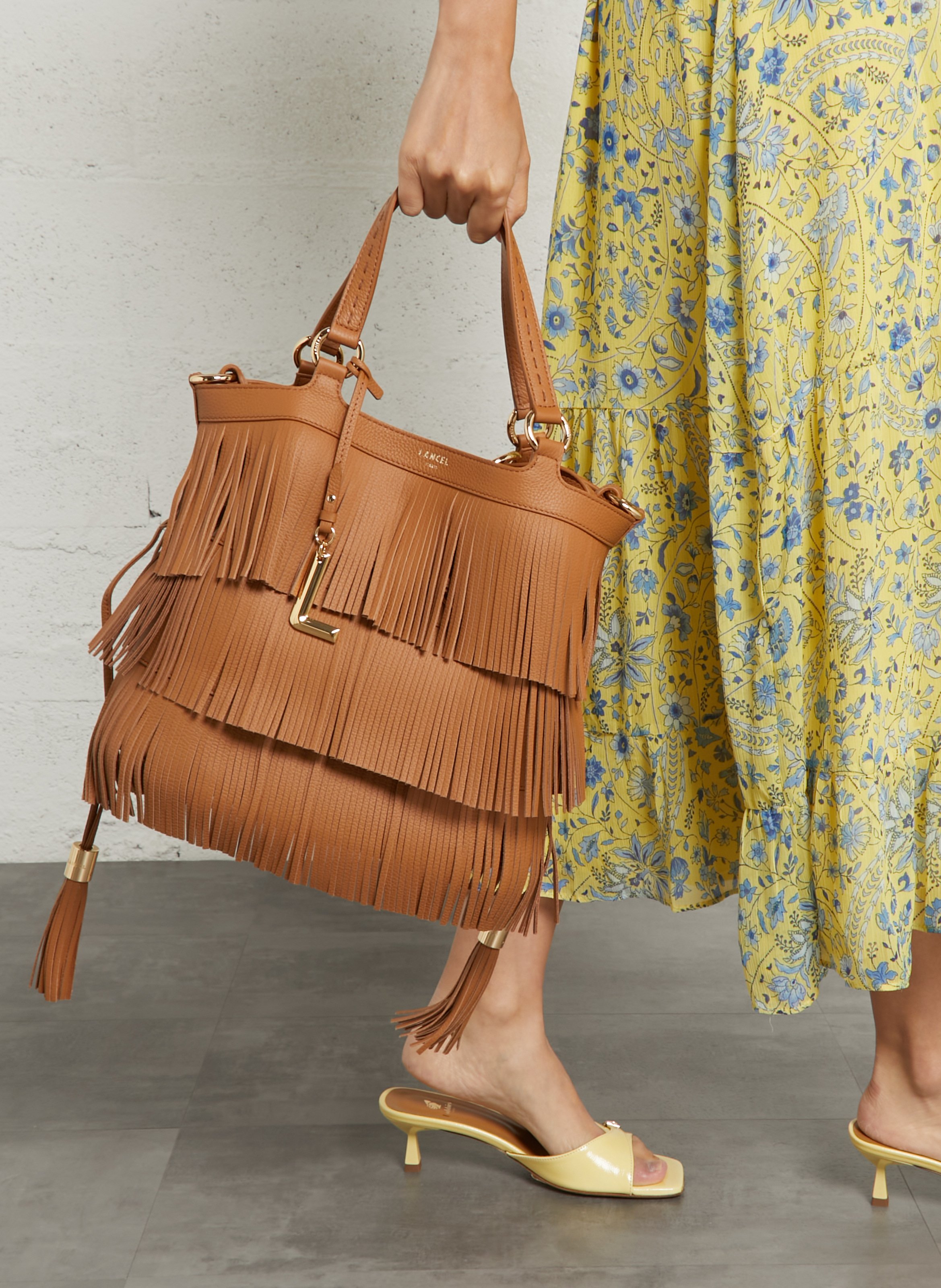 Leather bucket bag LANCEL Beige