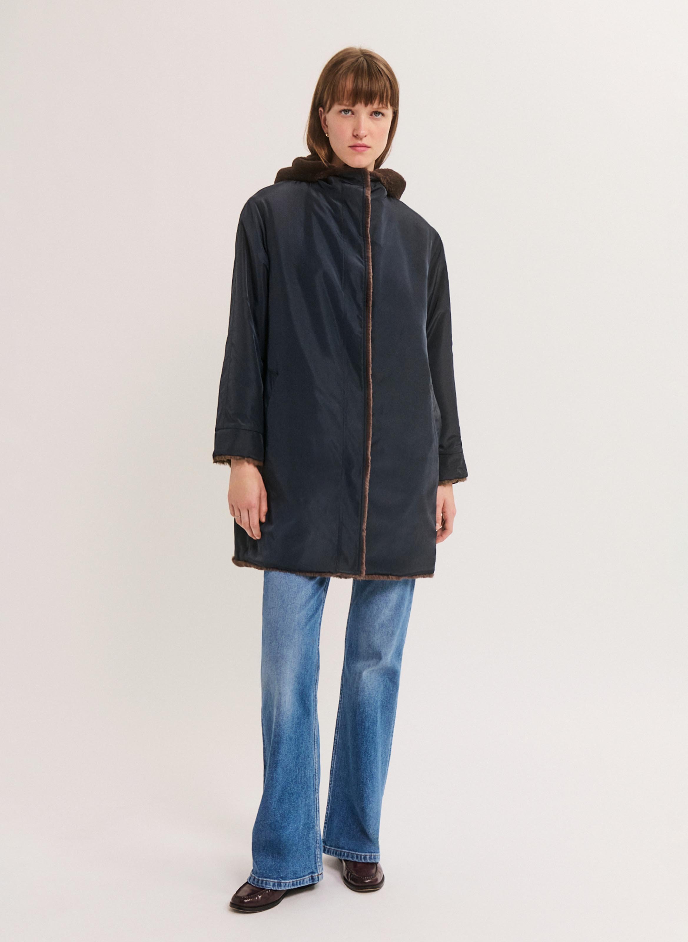 Langer Kapuzenparka, wendbar. PABLO Blau