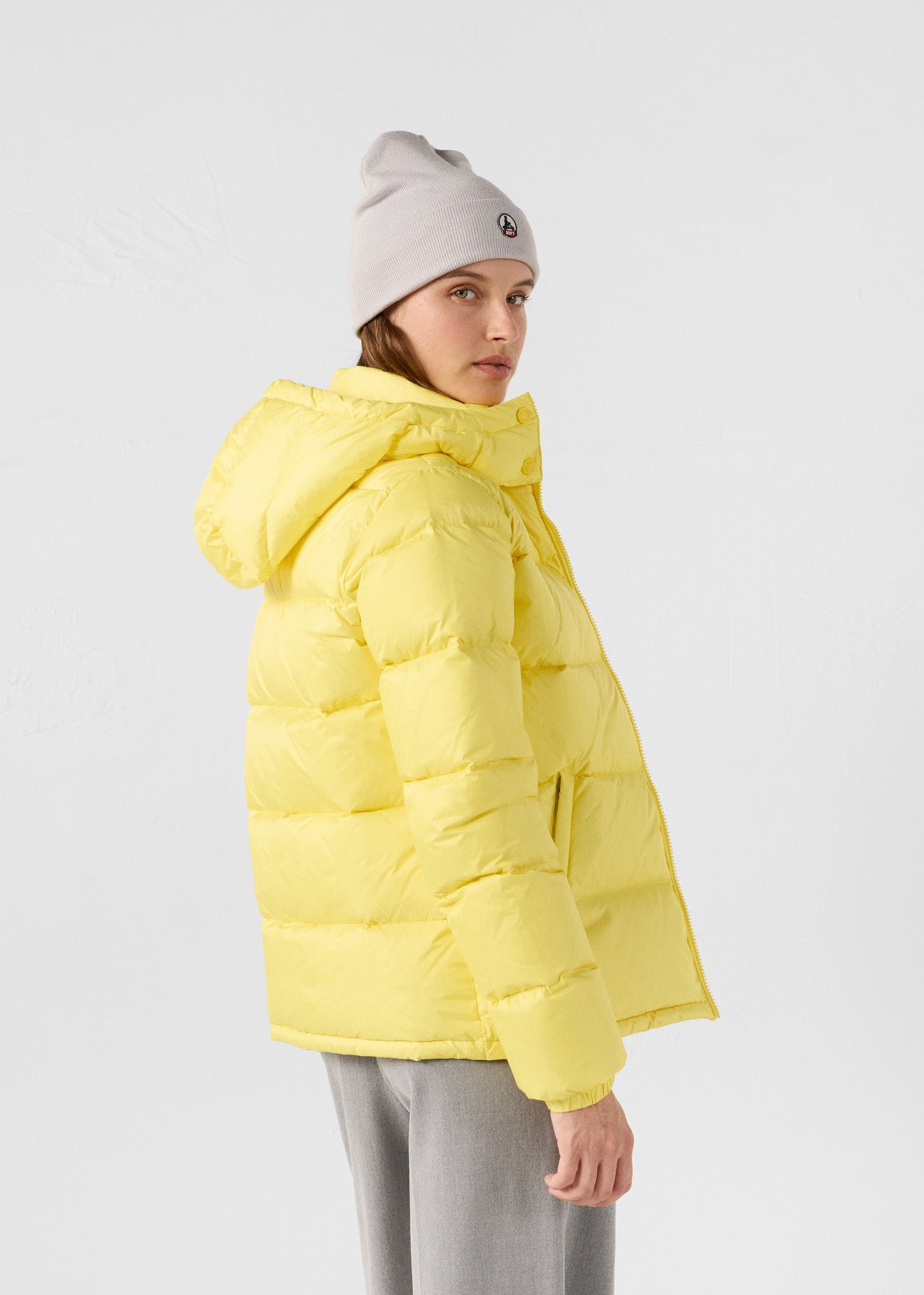 Puffer jacket for extreme cold, Prague style. Yellow