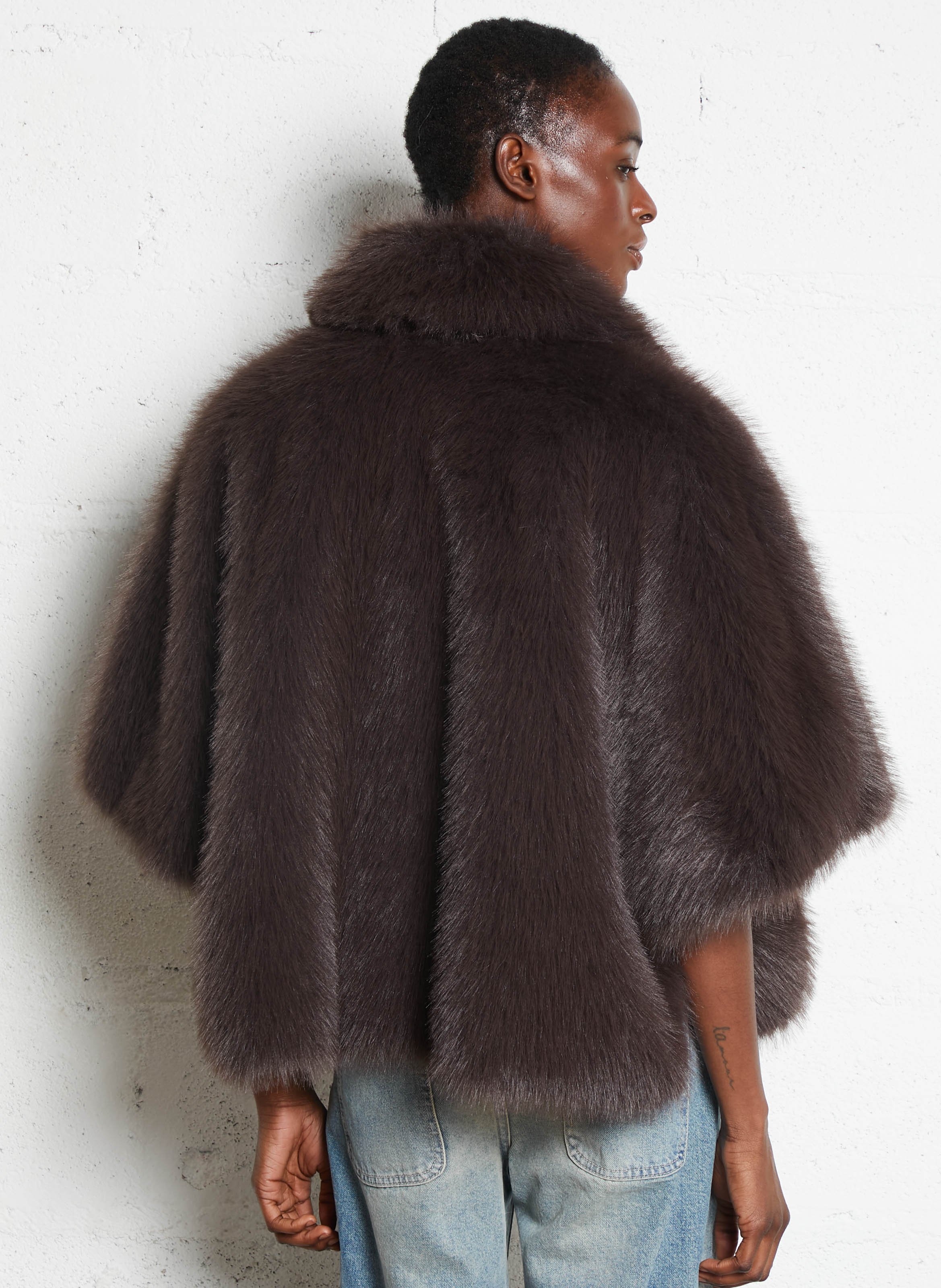 Manteau manches 3/4 en fausse fourrure PLEASE Marron