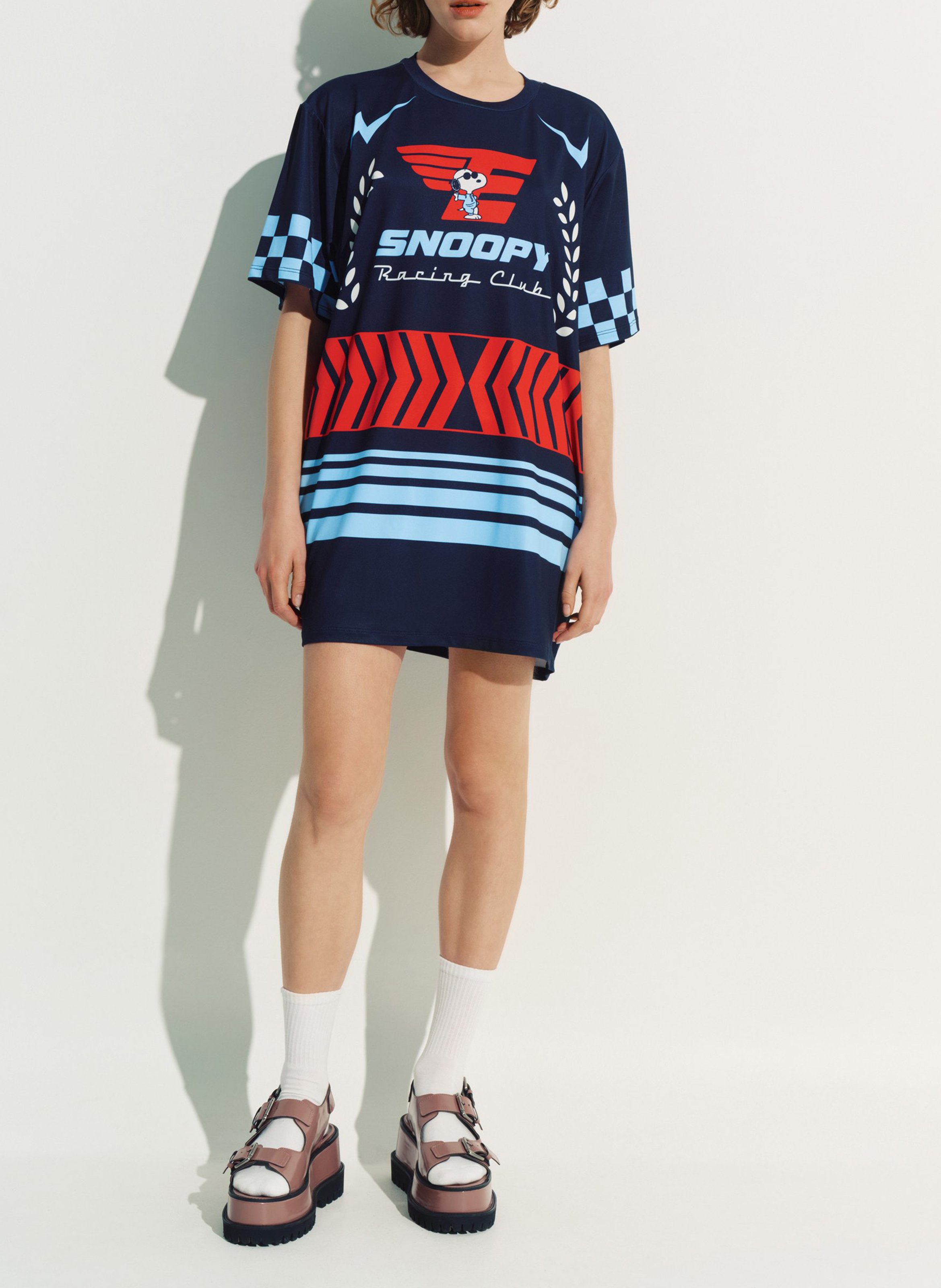 Kurzes Oversize-Kleid mit Print ESSENTIEL ANTWERP Blau