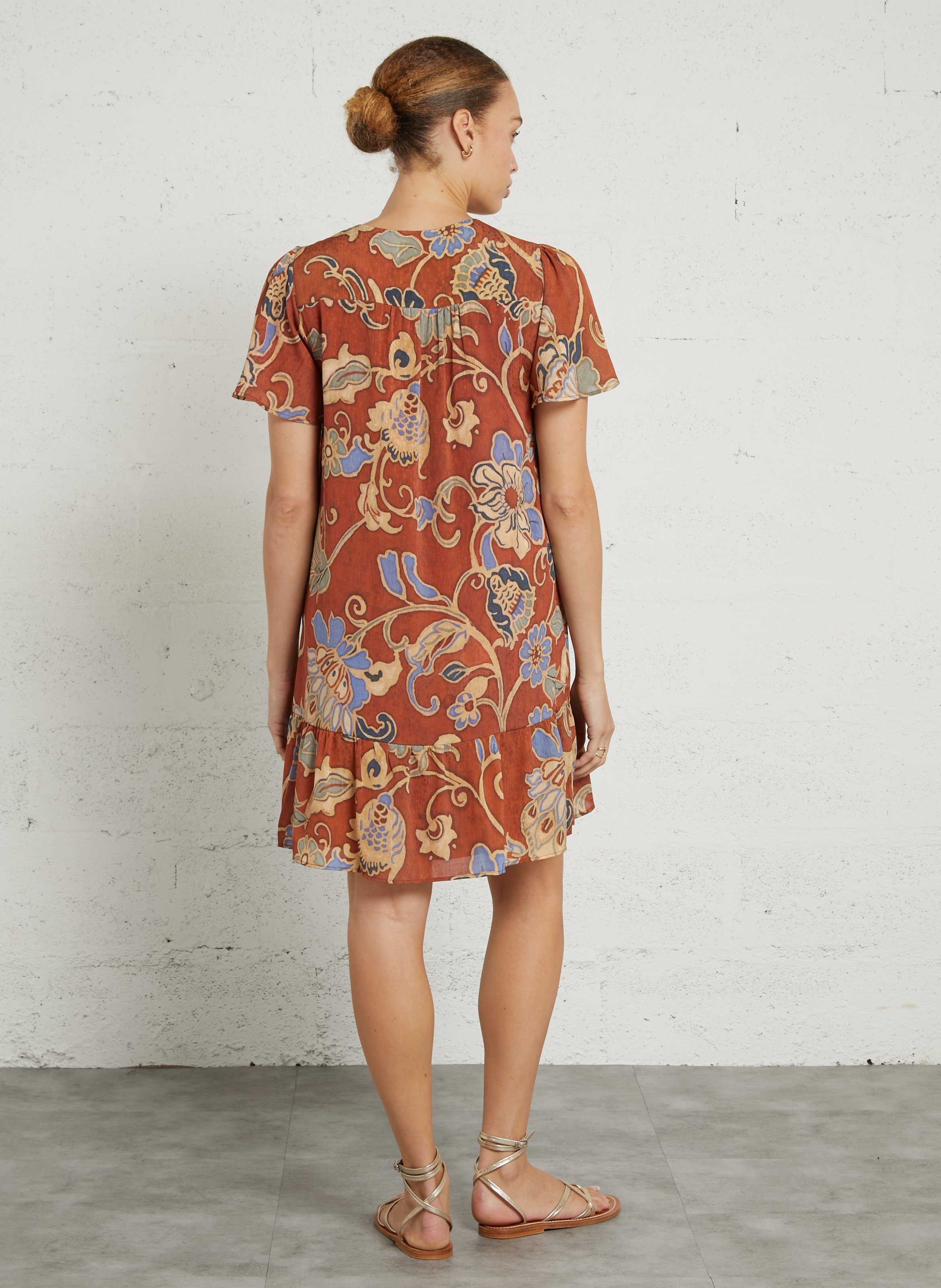 Halflange jurk met V-hals en print SUD EXPRESS Oranje