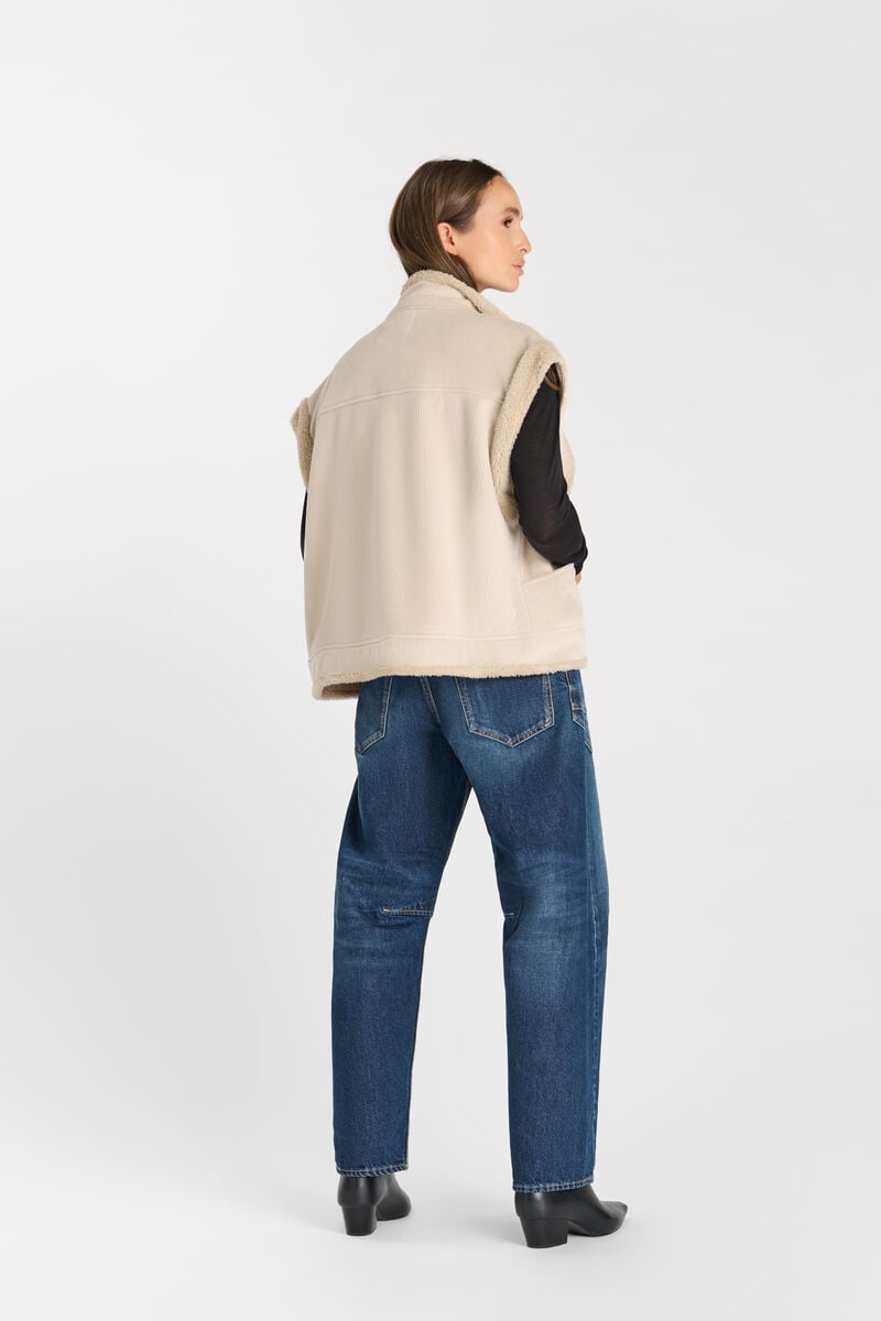 Sleeveless high-neck snap-button jacket LE TEMPS DES CERISES Beige