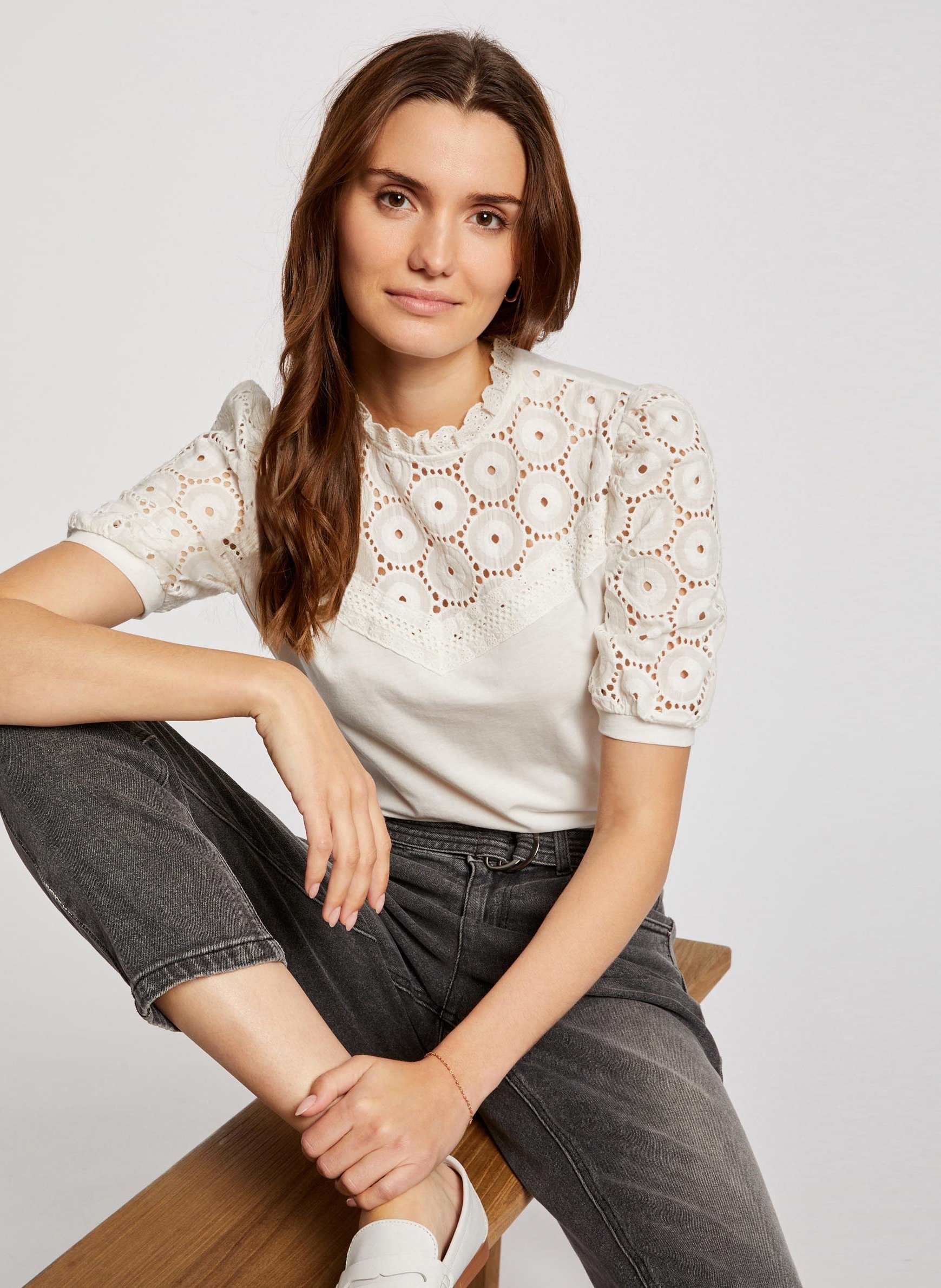 Top col montant brodé en coton MORGAN Blanc