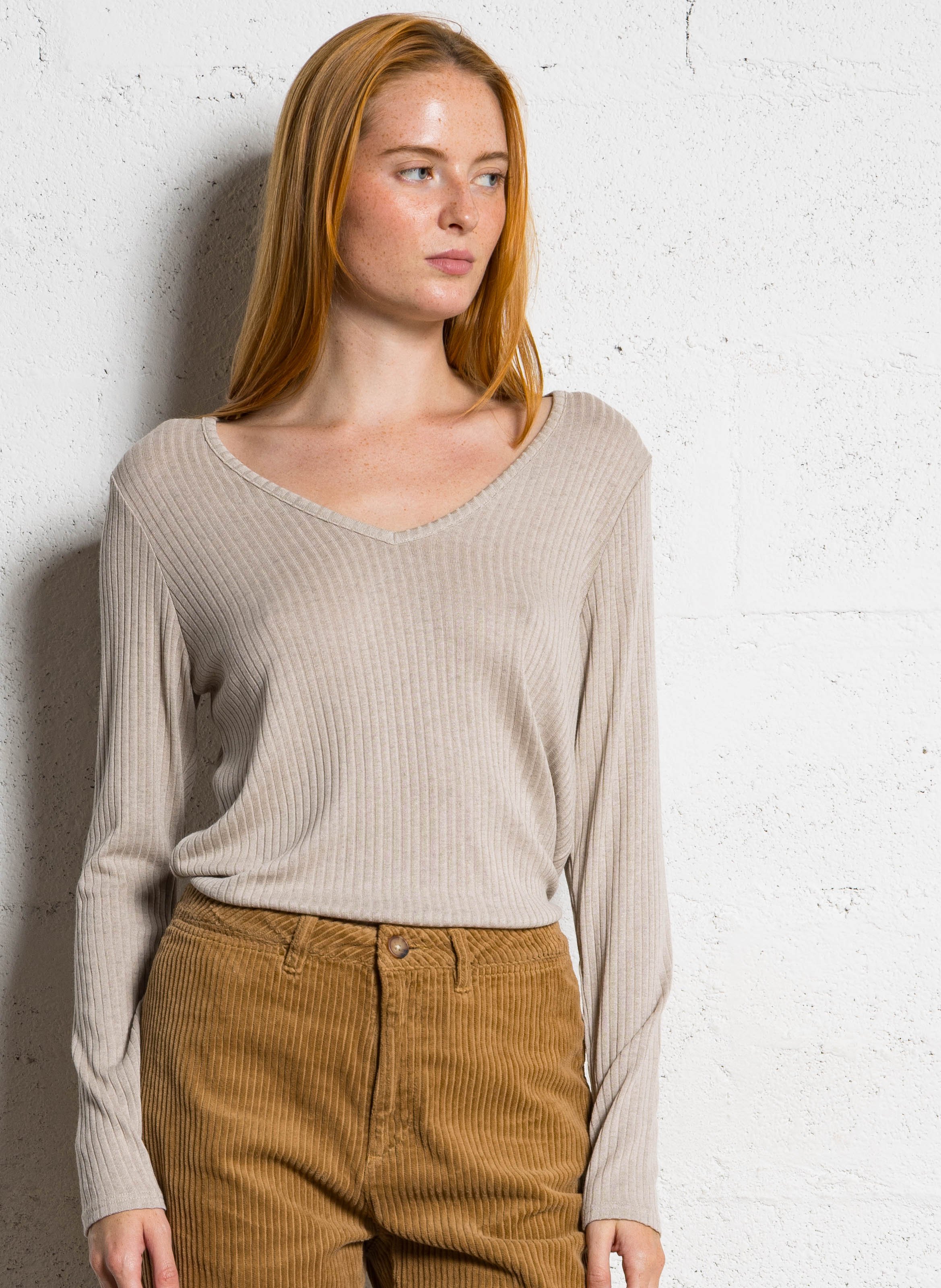 Soft long-sleeve V-neck t-shirt SUD EXPRESS Beige