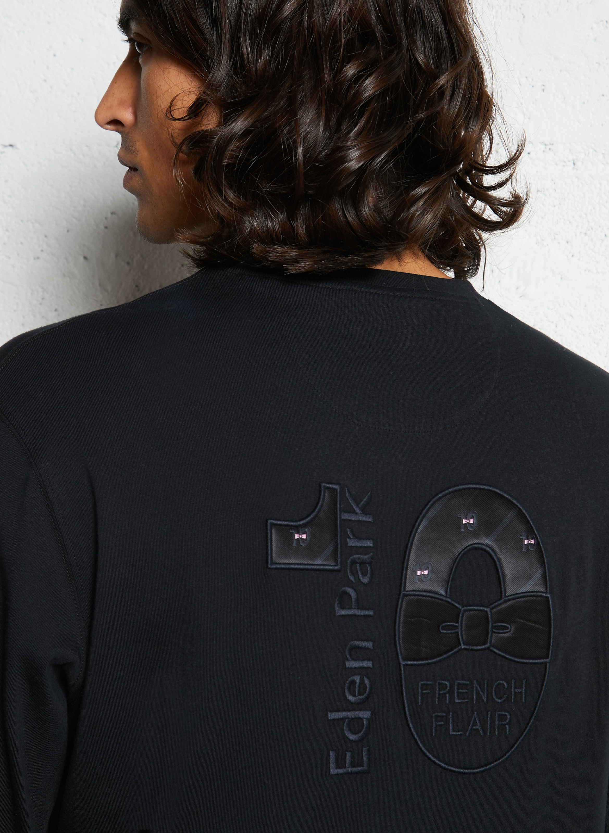 Tee-shirt droit col rond brodé en coton EDEN PARK Noir