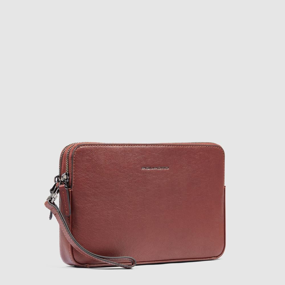 Men's leather clutch with credit card holder and RFID protection Brown