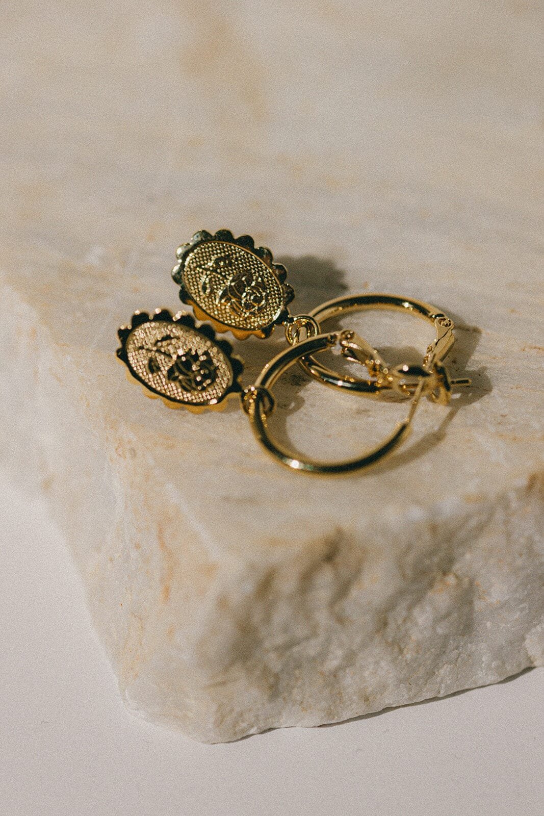 Mini silver-plated flower hoop earrings Golden