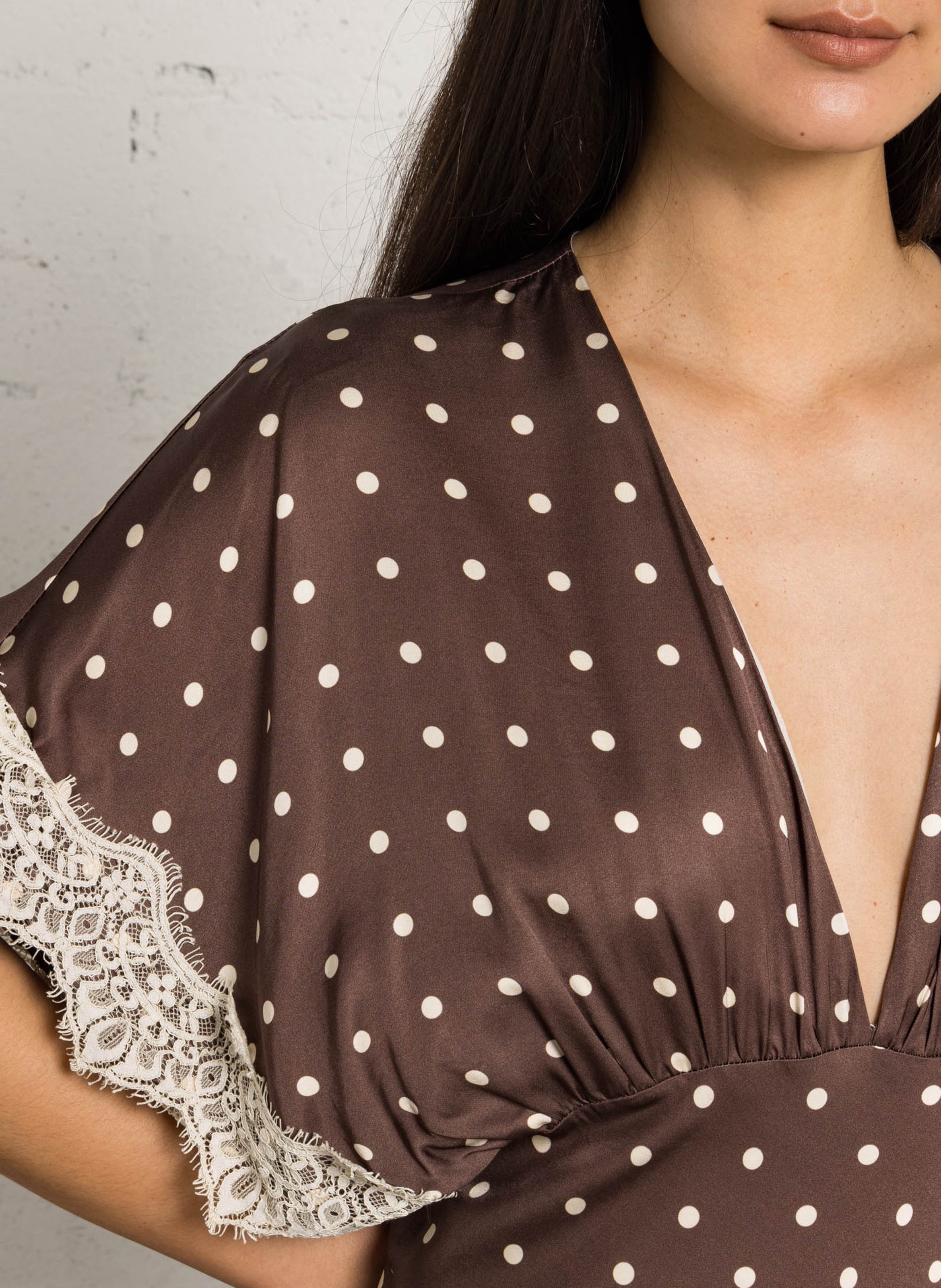 Lange jurk met V-hals IMPERIAL Bruin