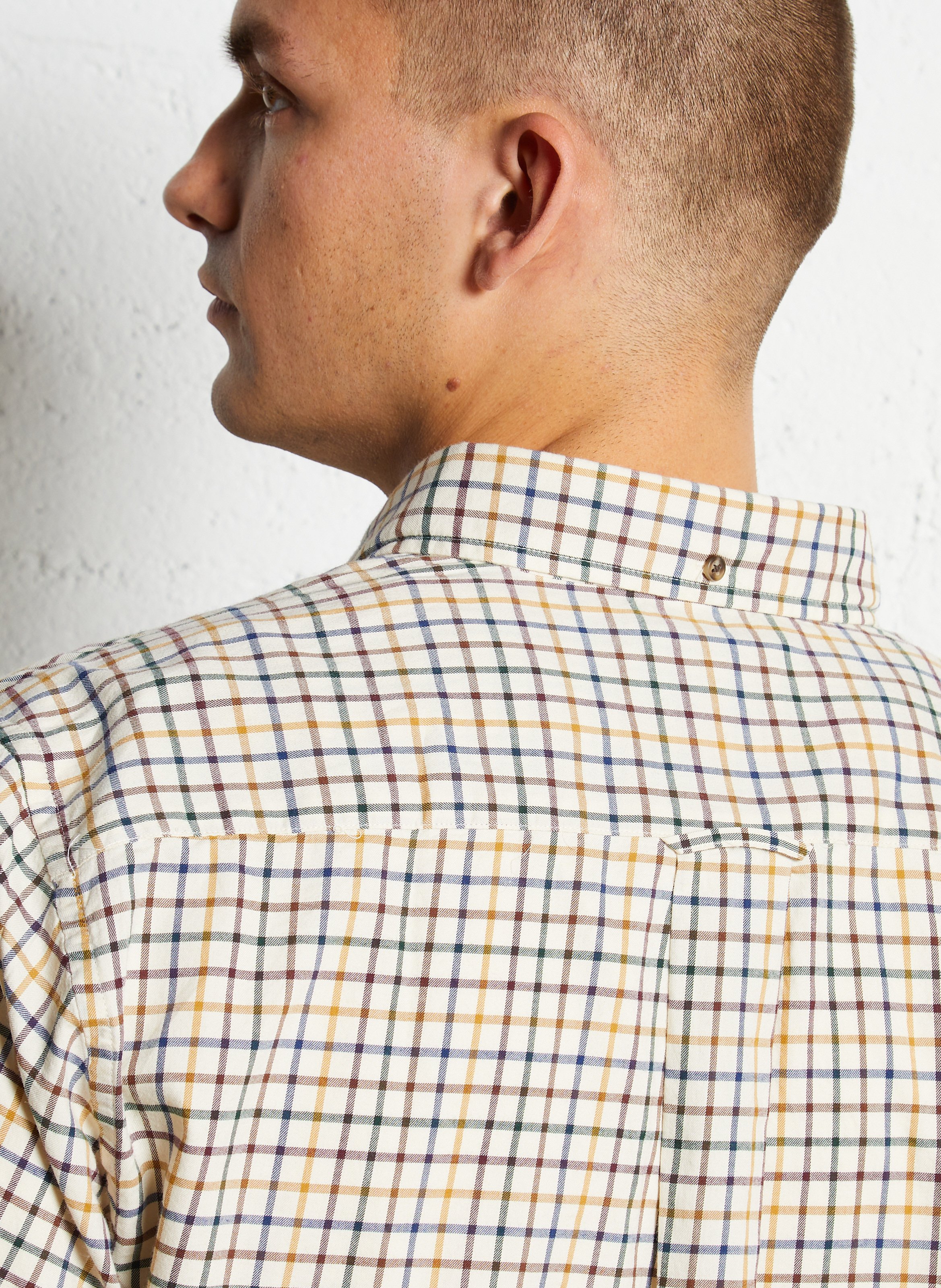 Straight shirt with American collar in cotton checks GANT Brown