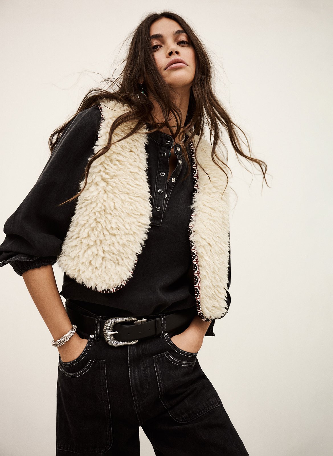 Korte jas van gekruld nepbont BA&SH Beige