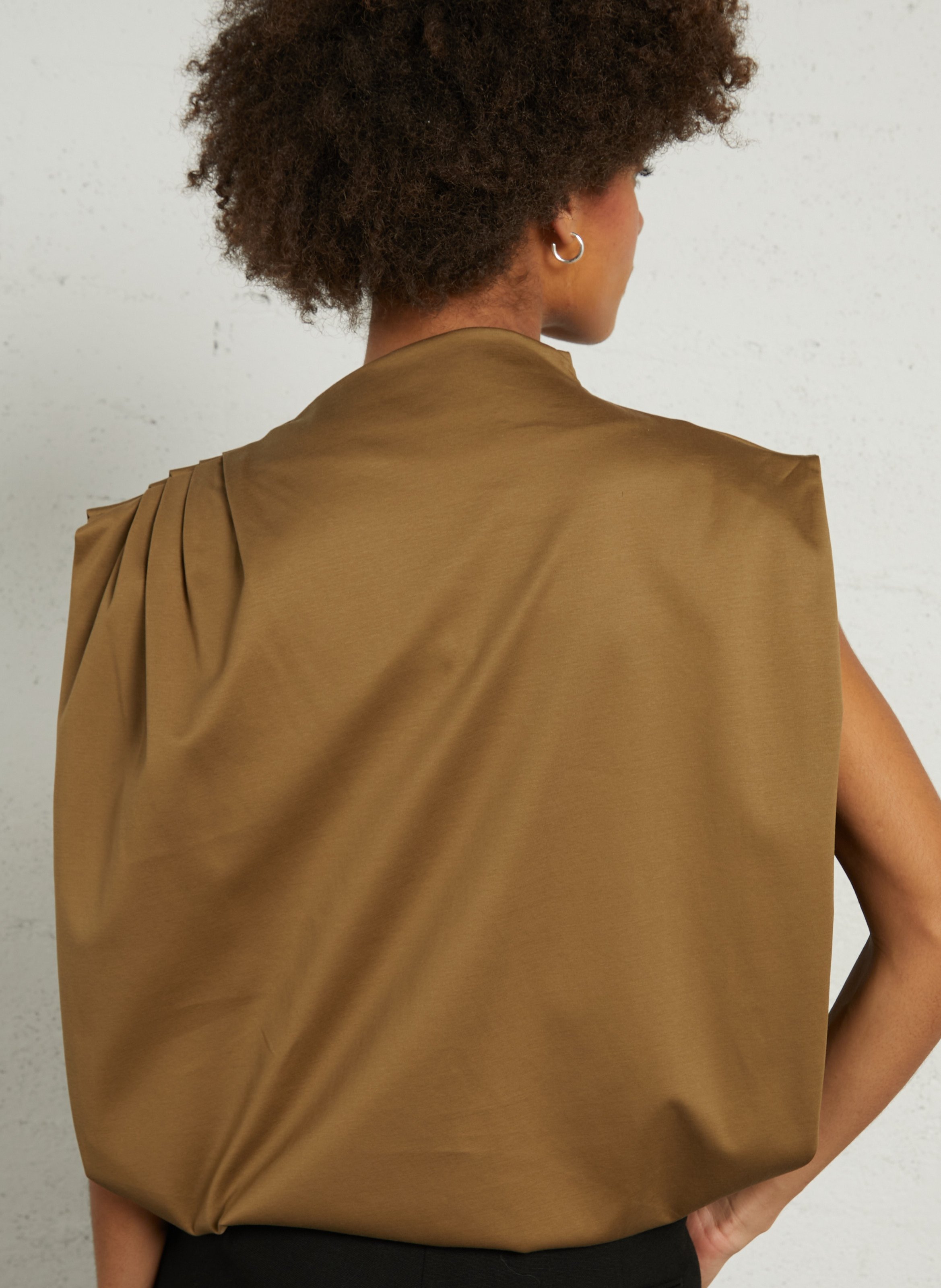 Ruimvallende top met ronde hals SOEUR Beige