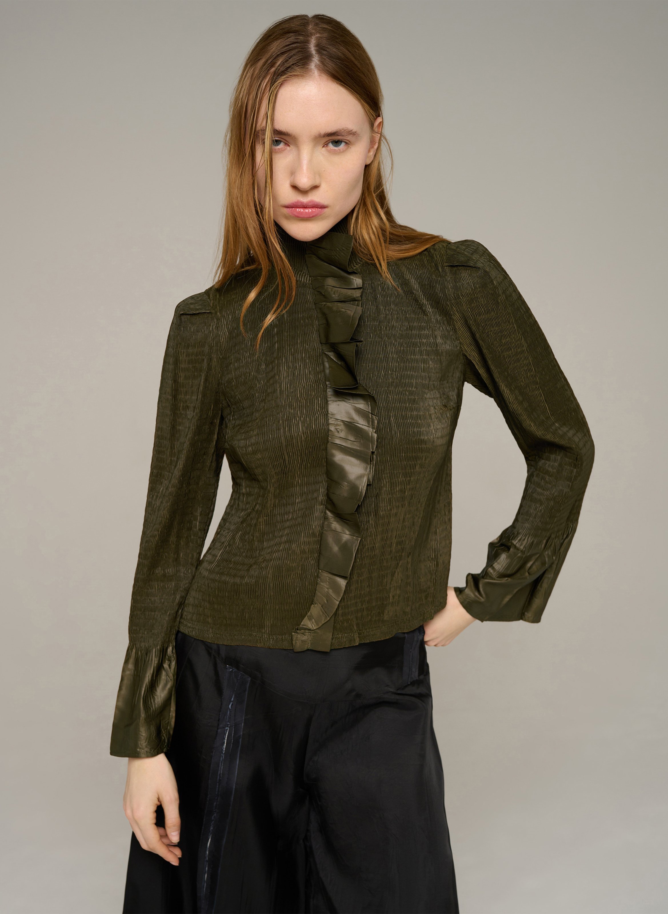 Chemise col montant plissée à volants  COTELAC