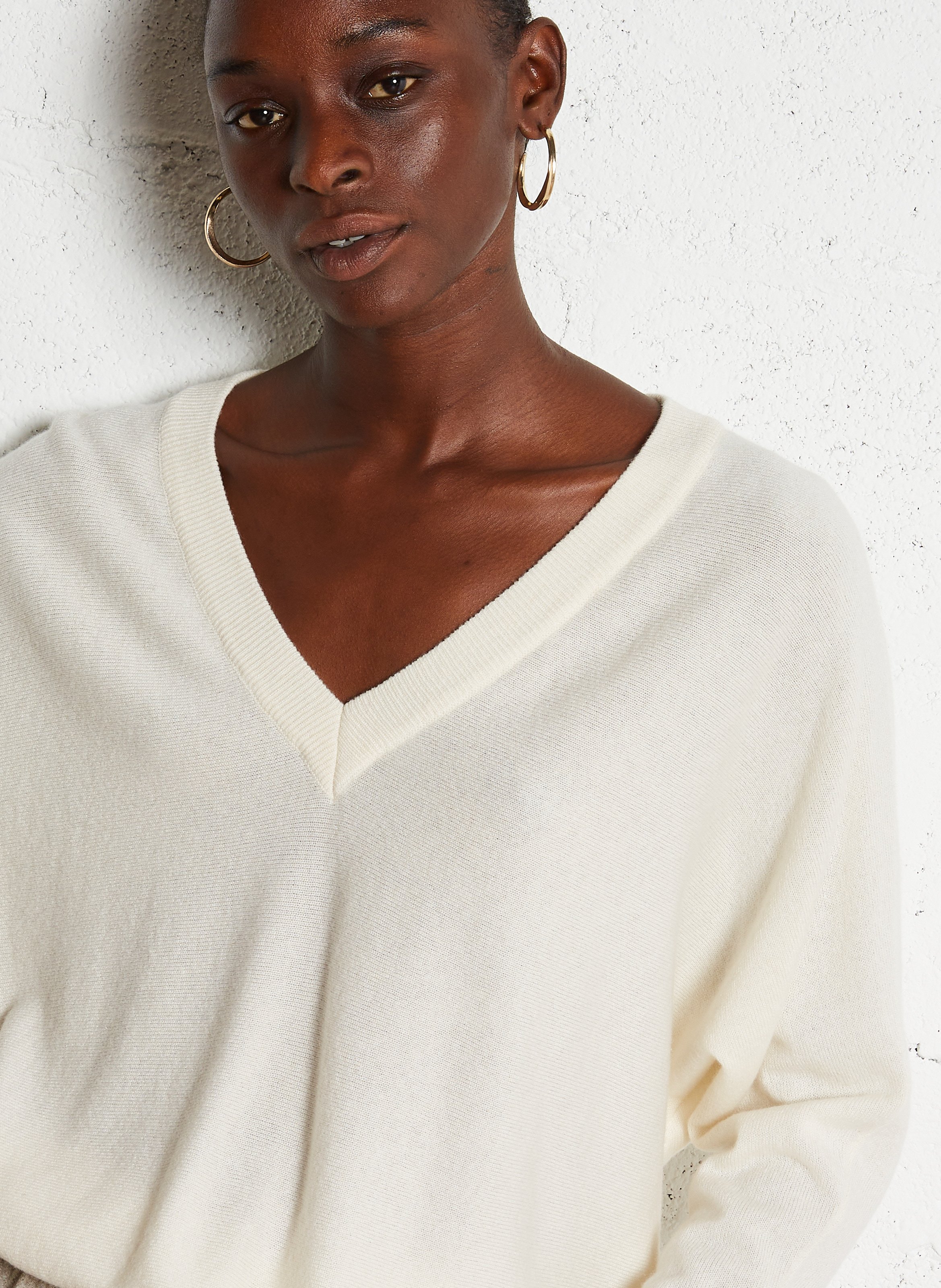 Pull oversize col V en cachemire KUJTEN Blanc