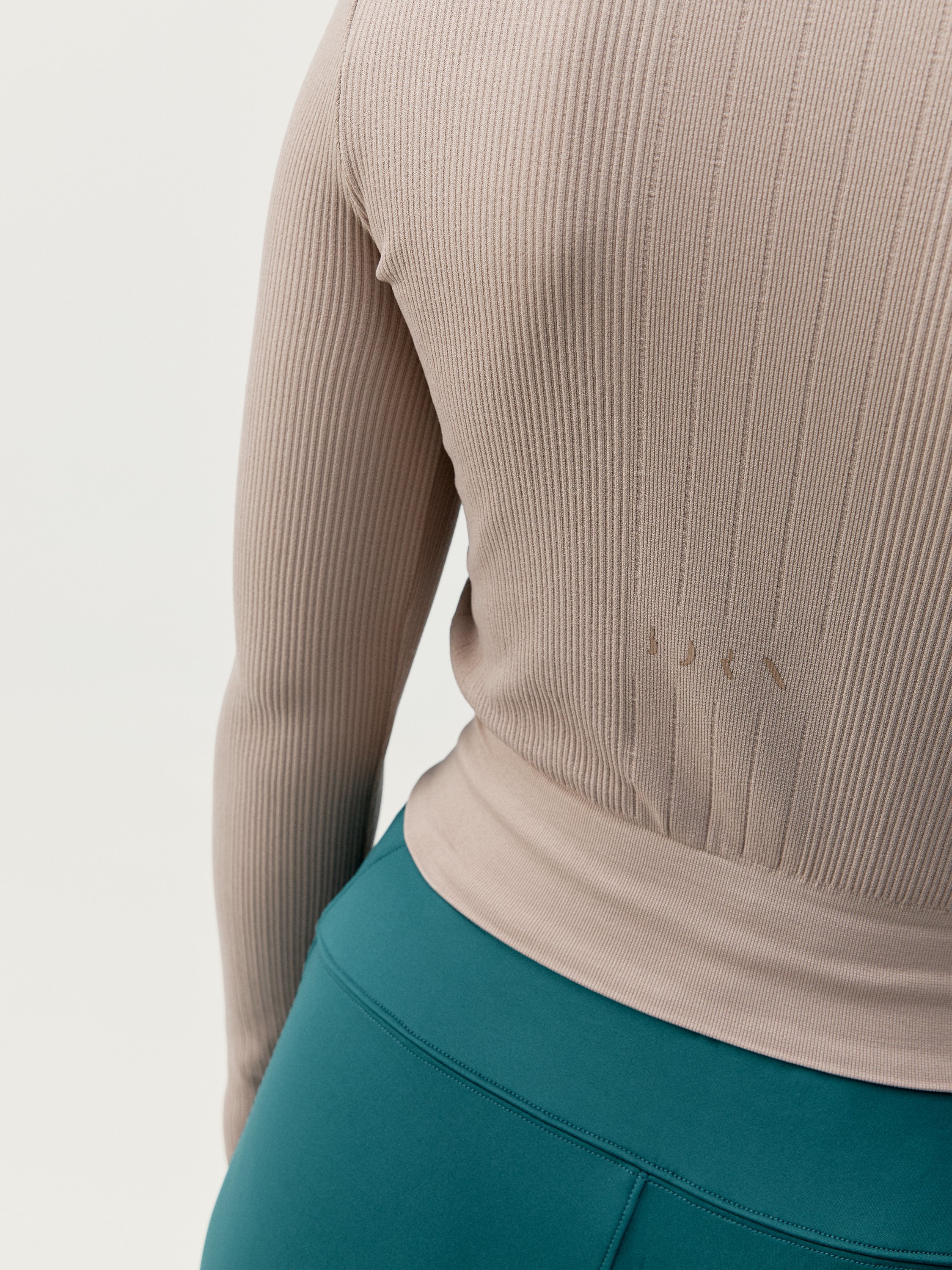 Oversized t-shirt BORN LIVING YOGA Beige