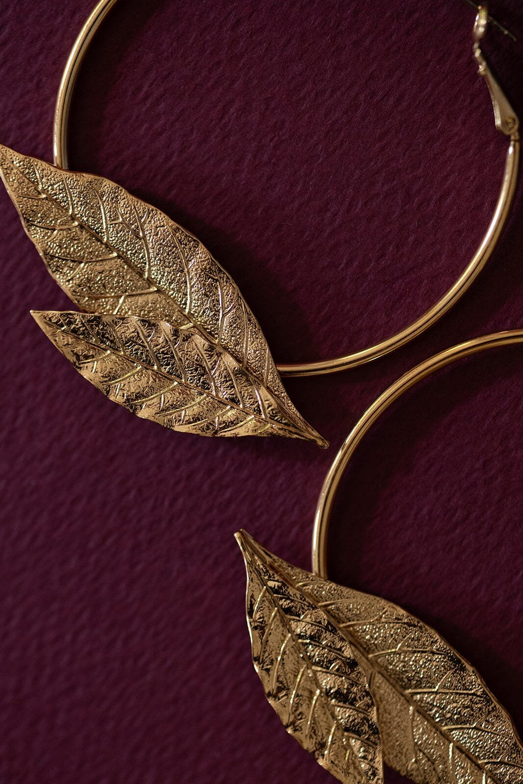 Silver-plated leaf hoop earrings MONSIEUR SIMONE Golden