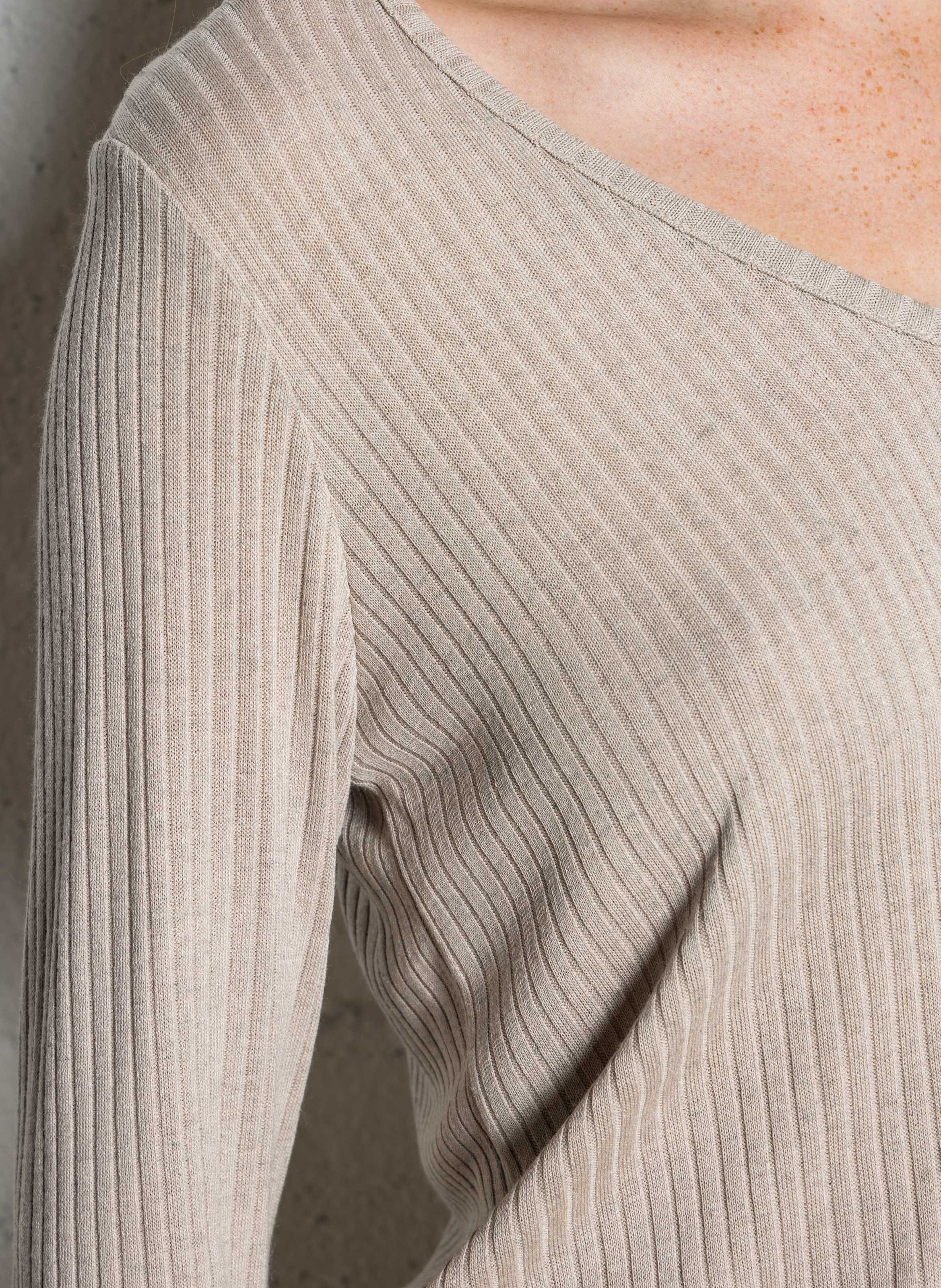 Soft long-sleeve V-neck t-shirt SUD EXPRESS Beige