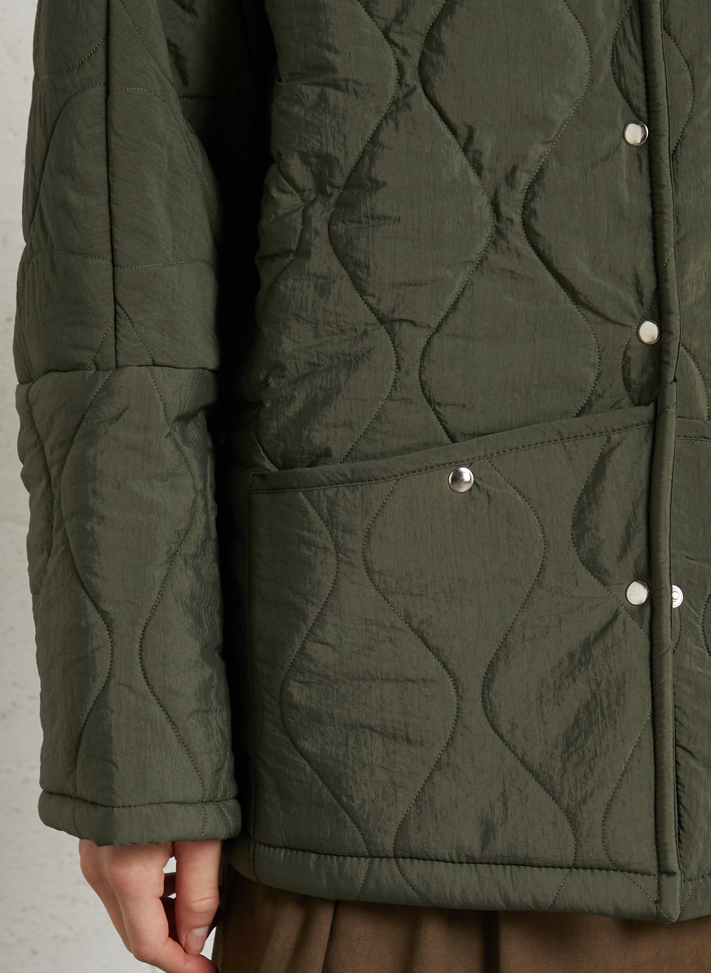 Veste ample matelassée col V AOKYANOS Kaki