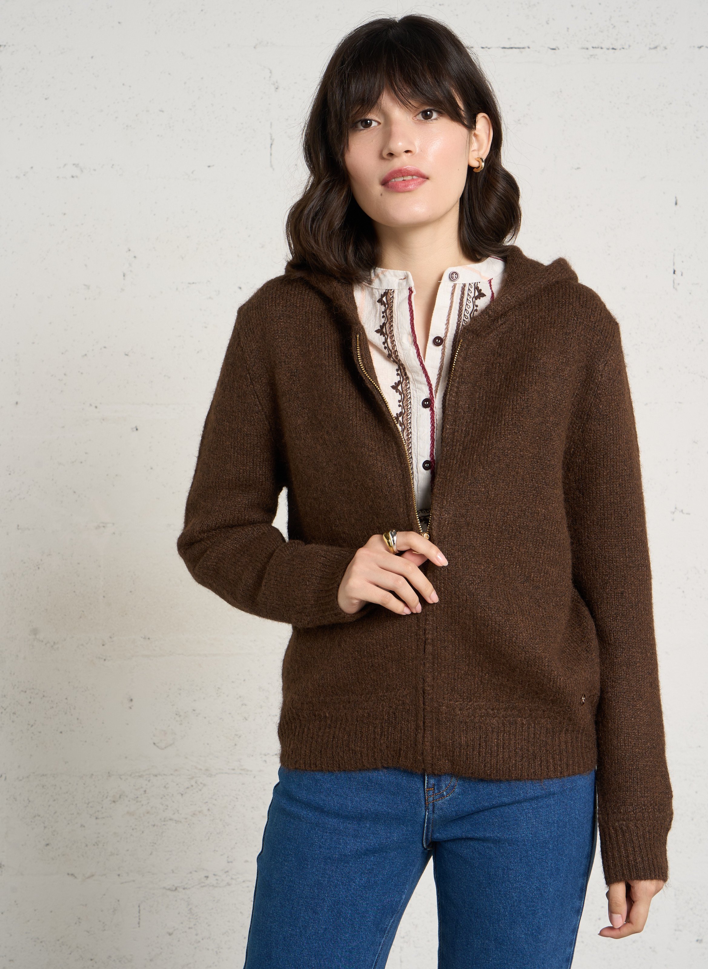 Gilet col capuche  LA PETITE ETOILE Marron