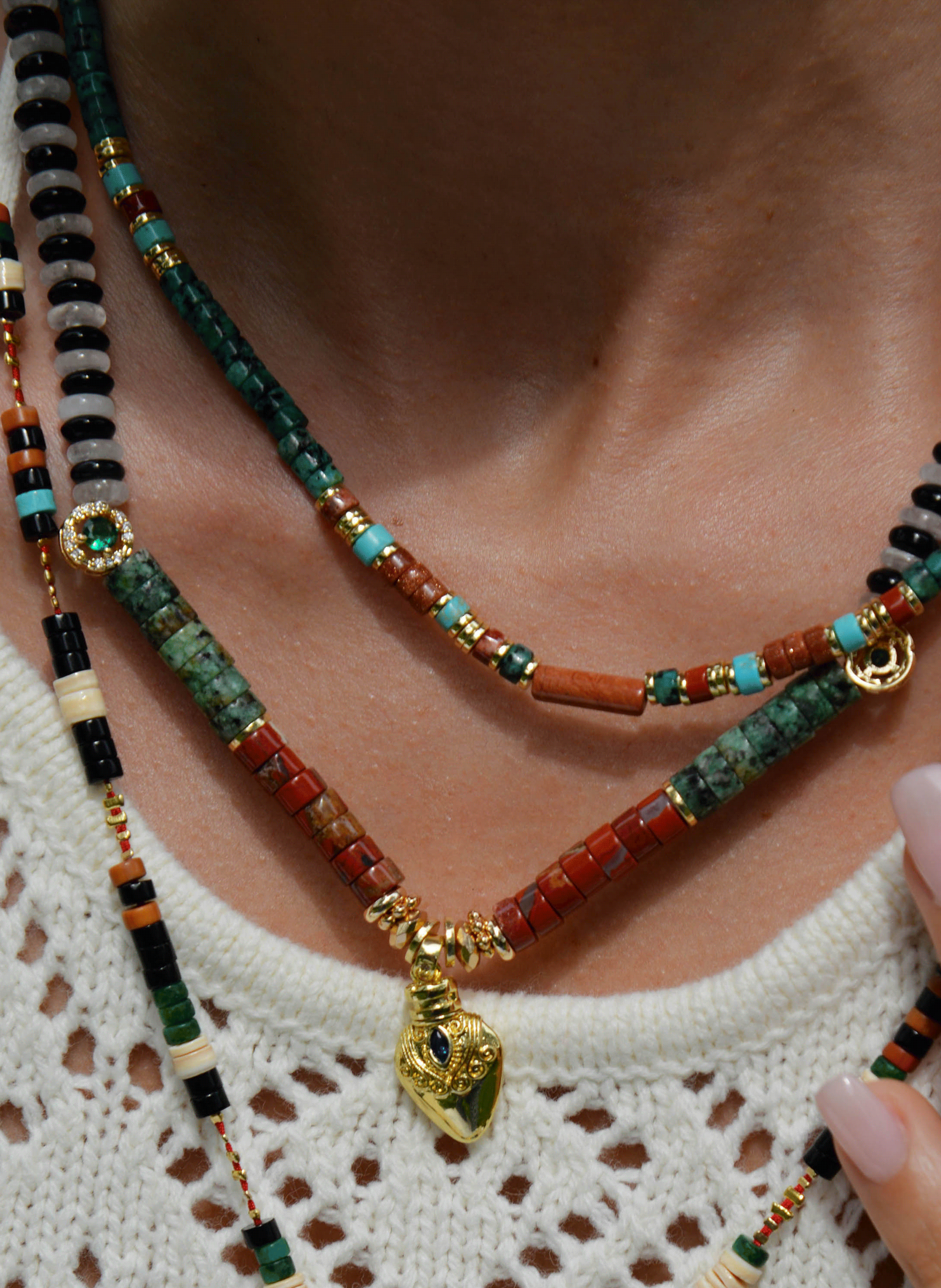 Necklace with pearls and sequins HIPANEMA Red