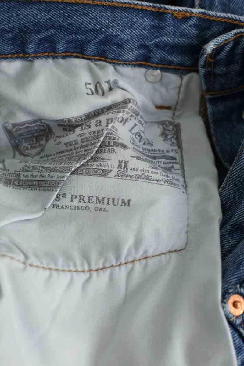 - Straight-leg jeans
- 5 pockets
- Straight cut
- Faded effect LEVI'S - Seconde main Blue