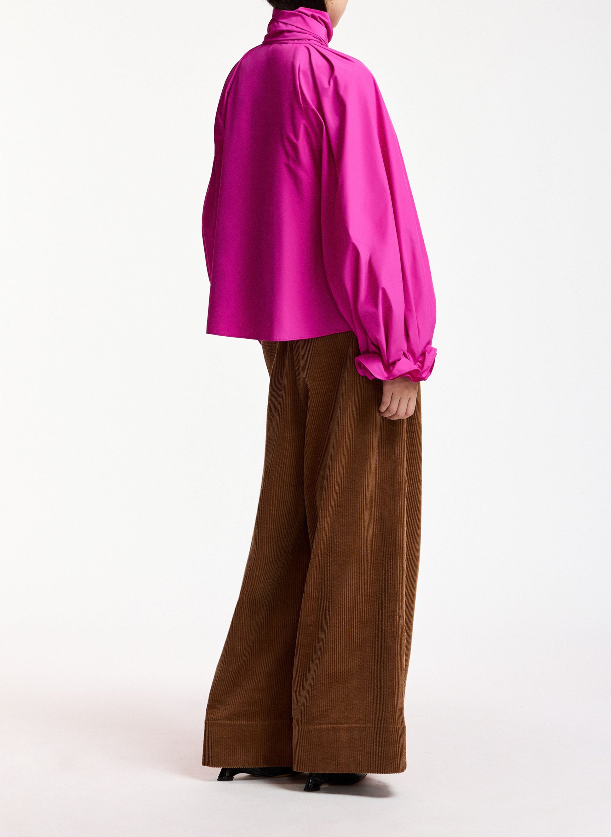 Loose blouse with Lavallière collar ESSENTIEL ANTWERP Pink
