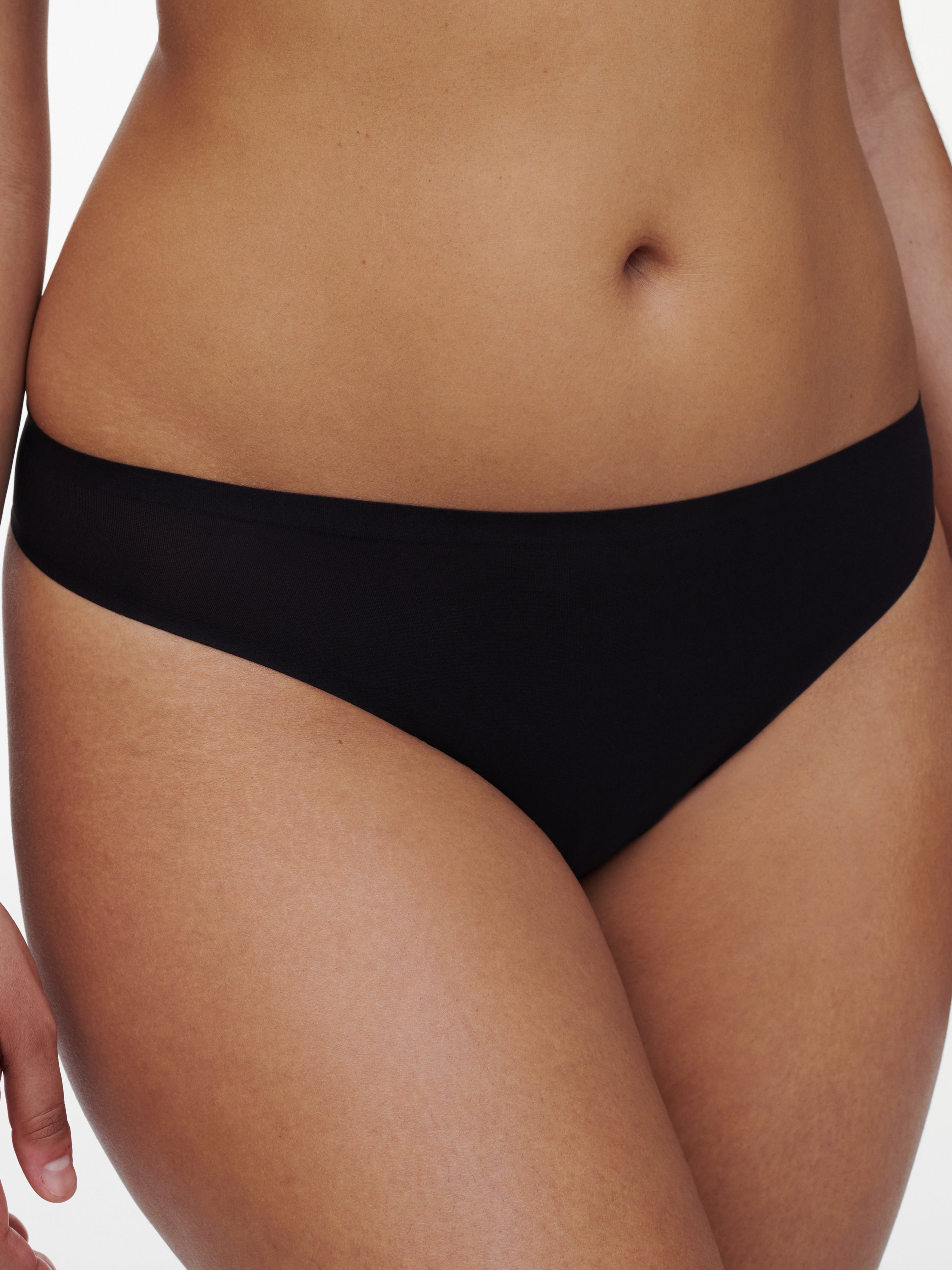 Lace string CHANTELLE Black